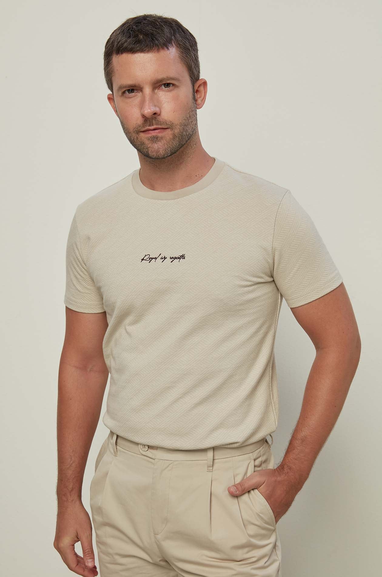 TEXTURED LOGO JACQUARD TEE