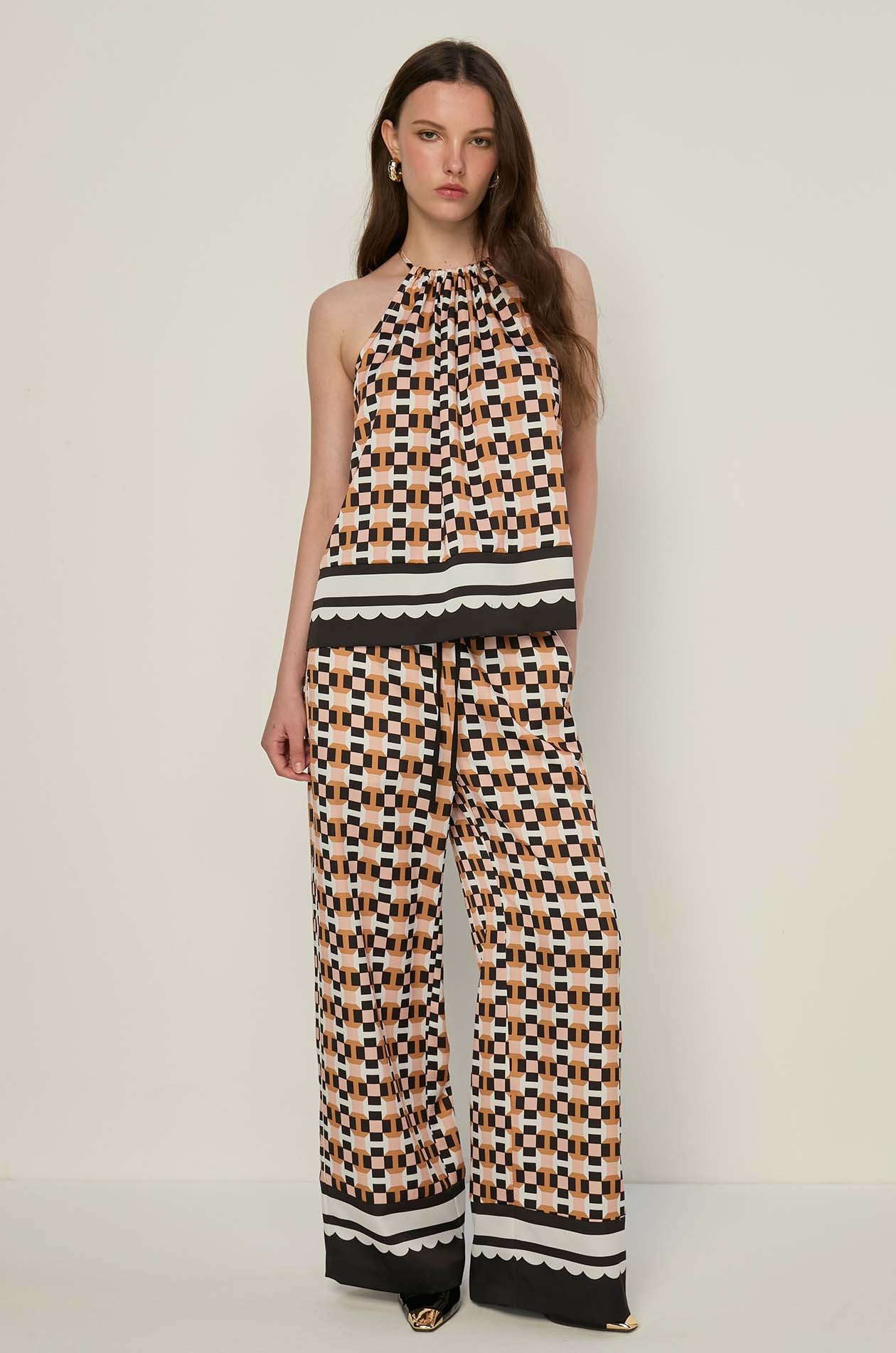 GEOMETRIC DRAWSTRING PANTS