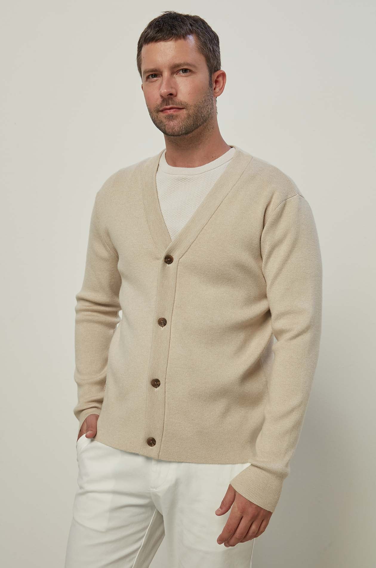 BEIGE KNITTED CARDIGAN