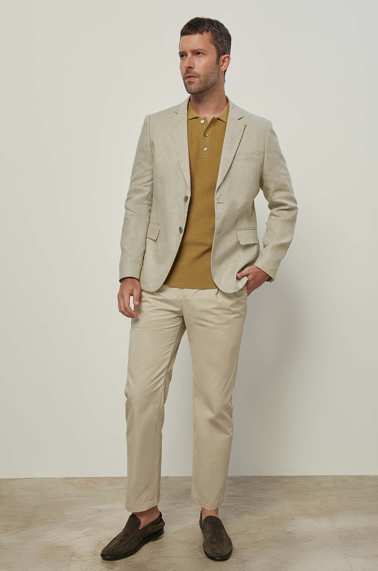 TEXTURED KNITTED POLO