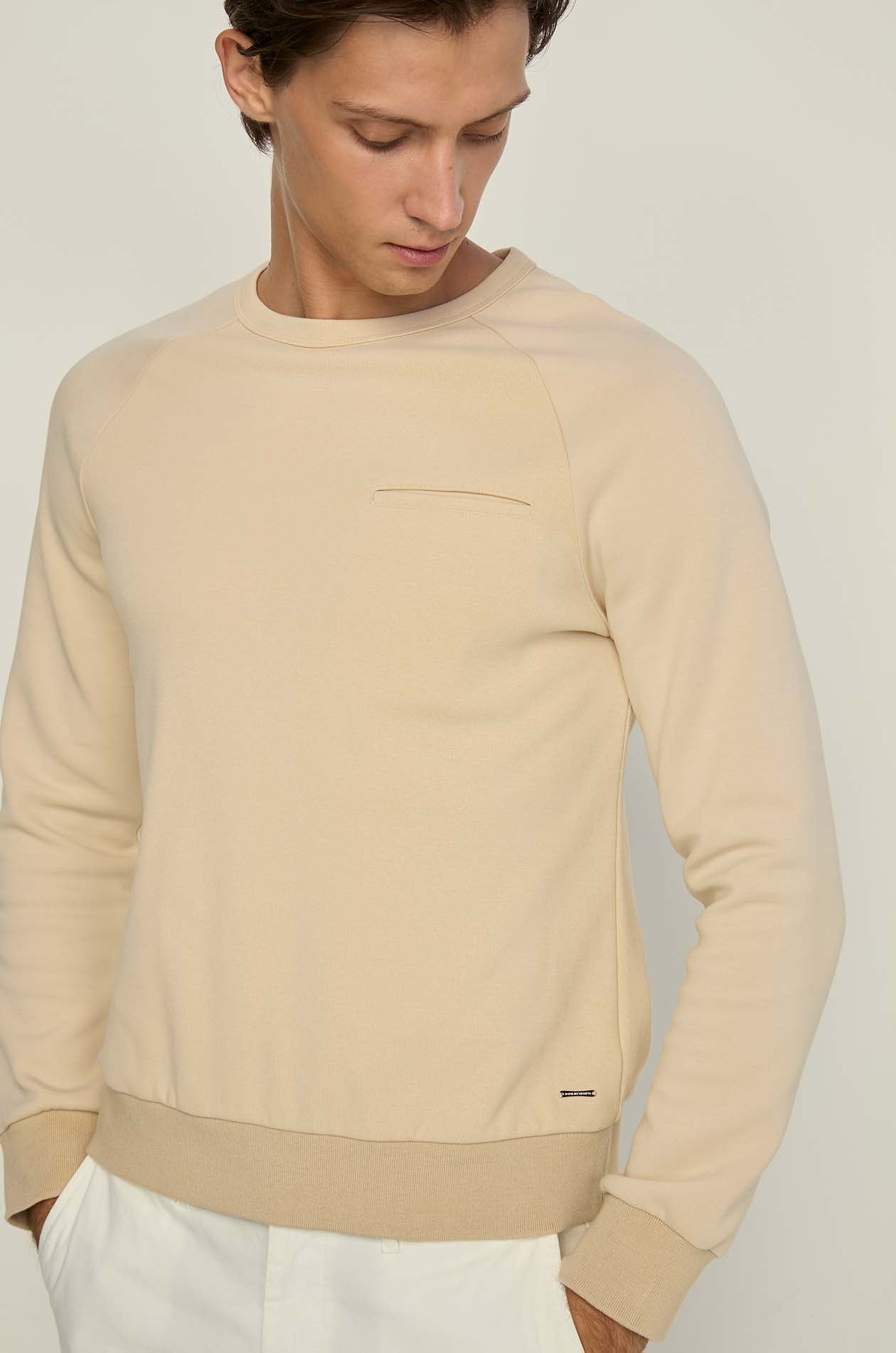 LONG SLEEVE PULLOVER