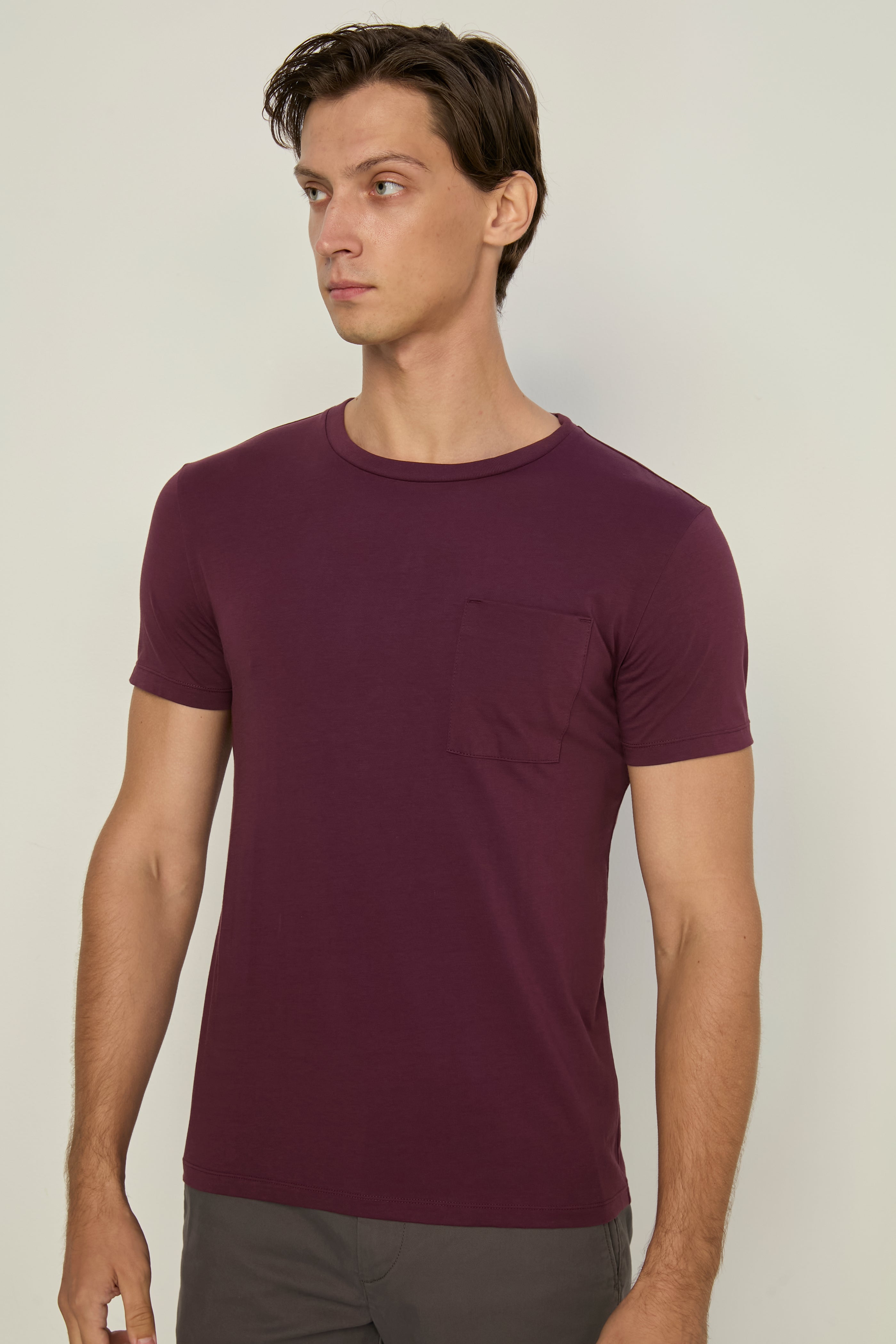 ROUND NECK TEE WITH POCKET
