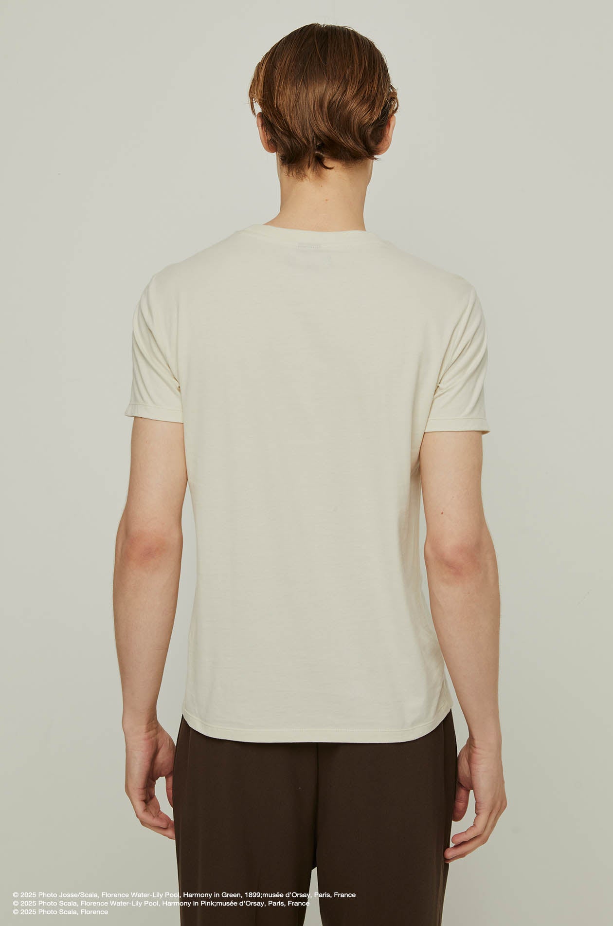WATER LILIES AND JAPANESE BRIDGE  POND GRAPHIC TEE