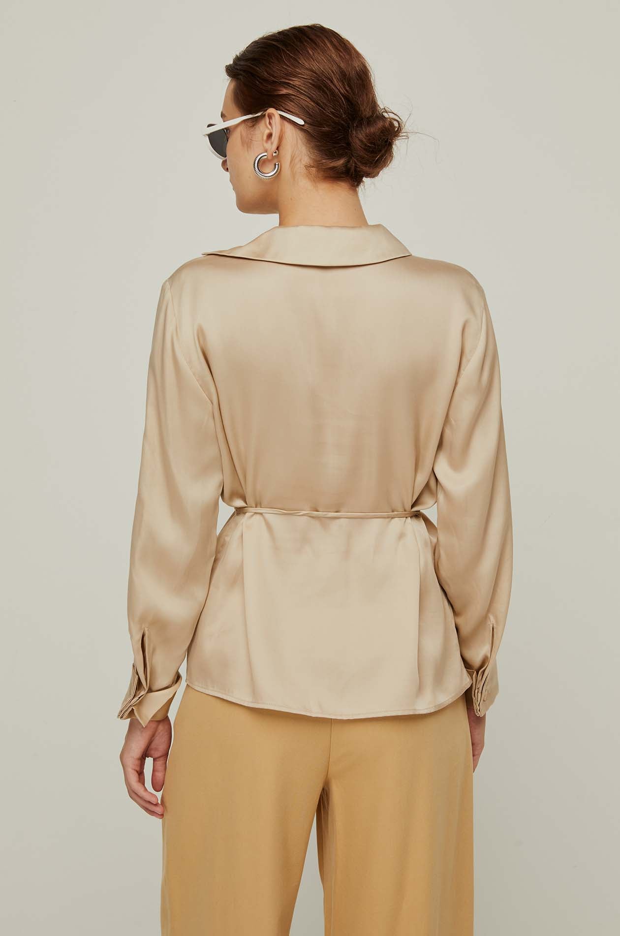 ASYMMETRIC LONG SLEEVE BLOUSE