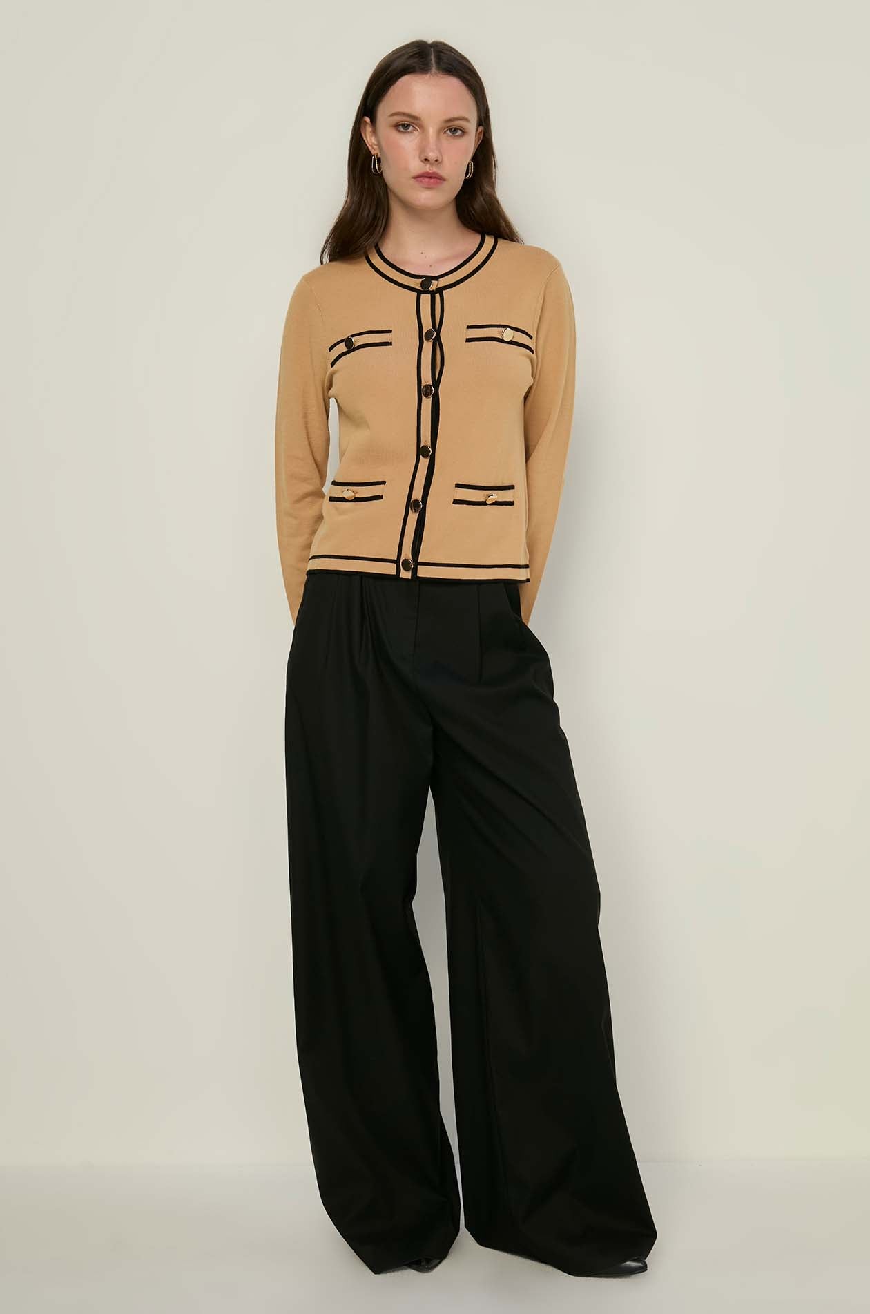 CONTRAST PIPING KNITTED CARDIGAN