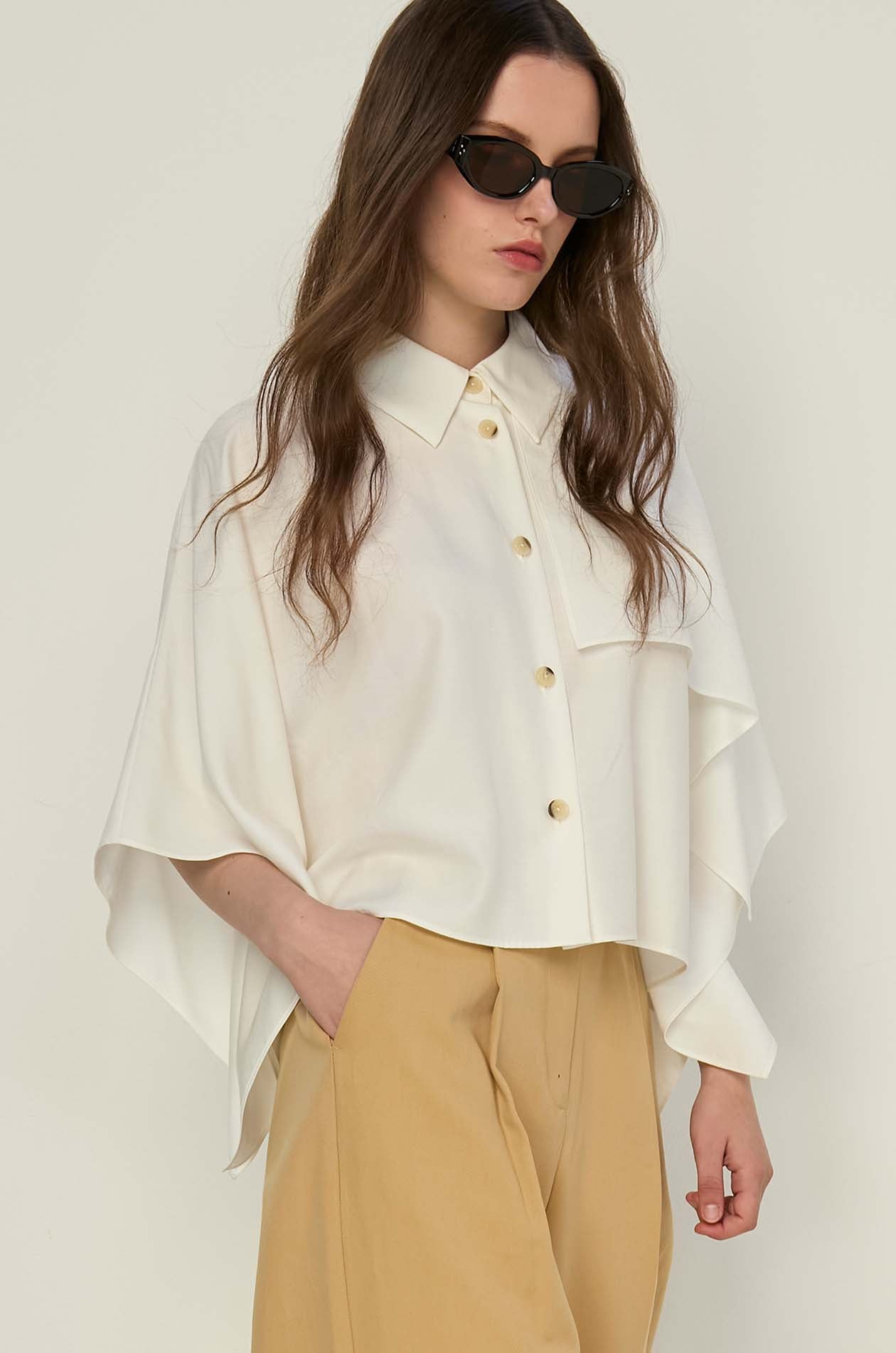 BUTTON-UP CROPPED SHIRT