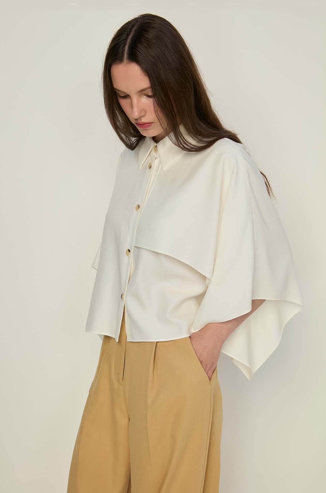 BUTTON-UP CROPPED SHIRT