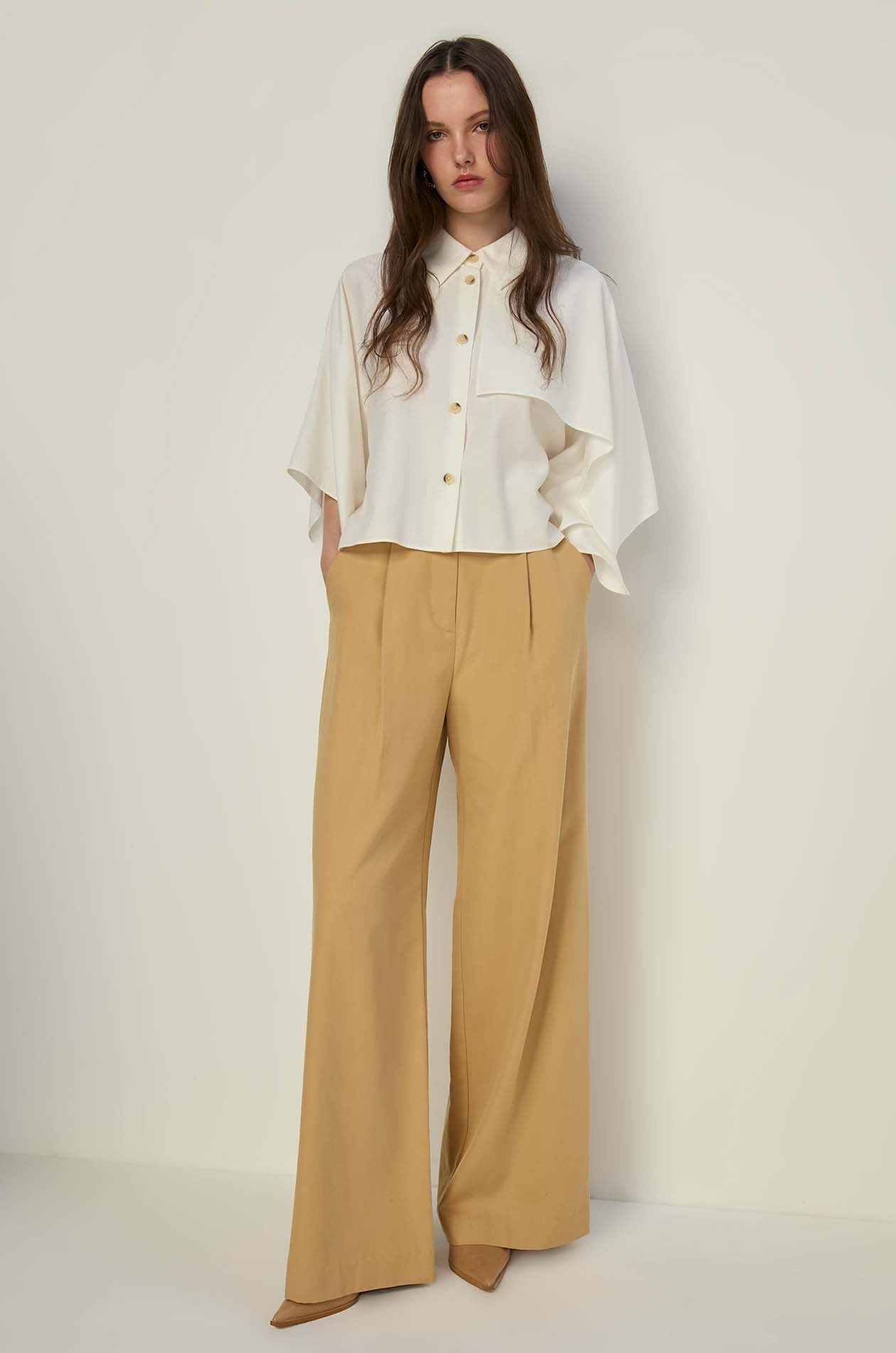BUTTON-UP CROPPED SHIRT