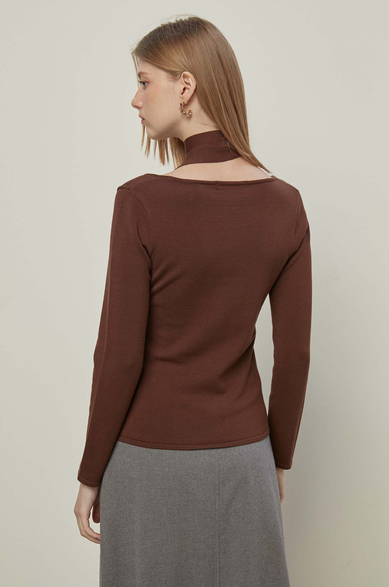 LONG SLEEVE TOP WITH SCARF