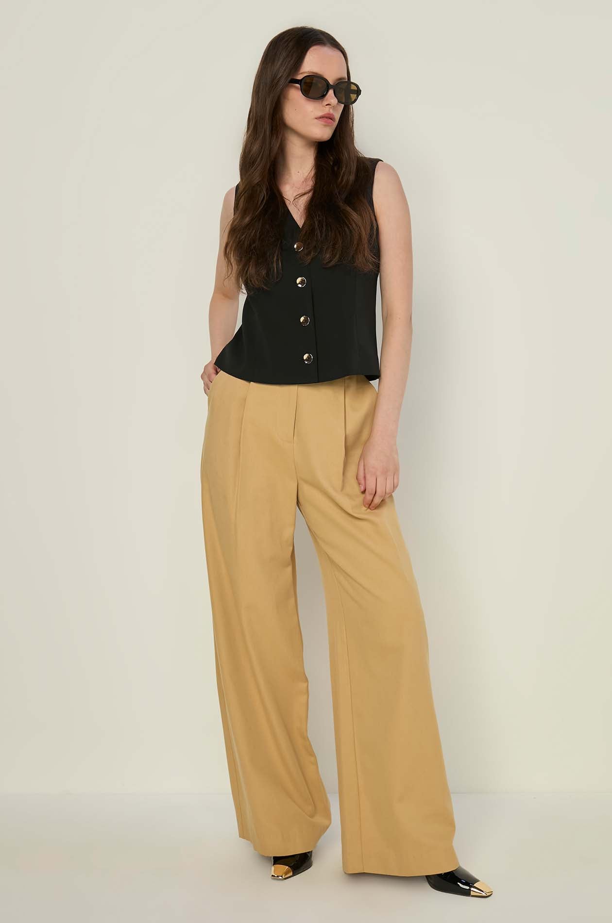 GOLD BUTTON VEST