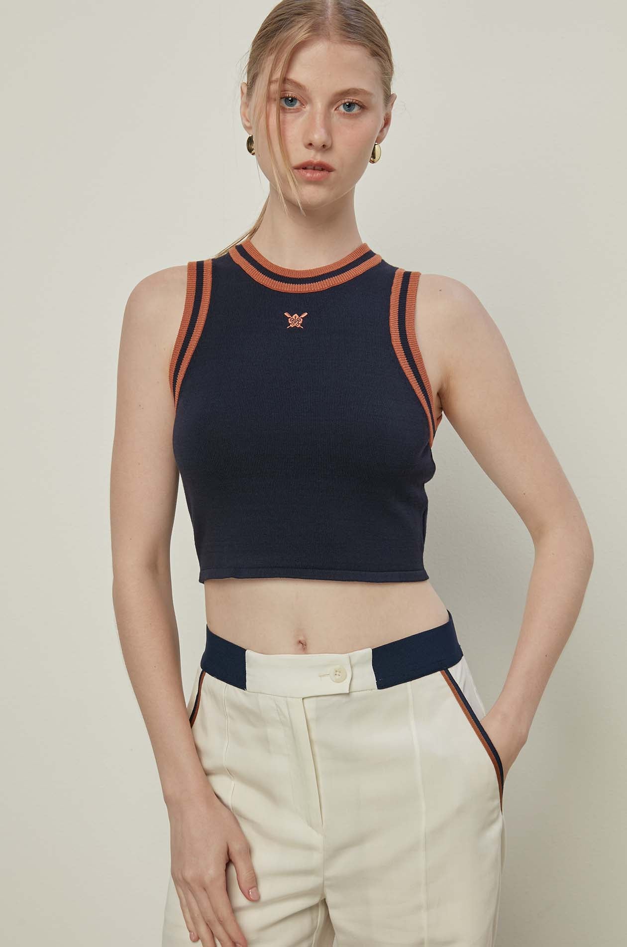 KNITTED CROPPED TOP