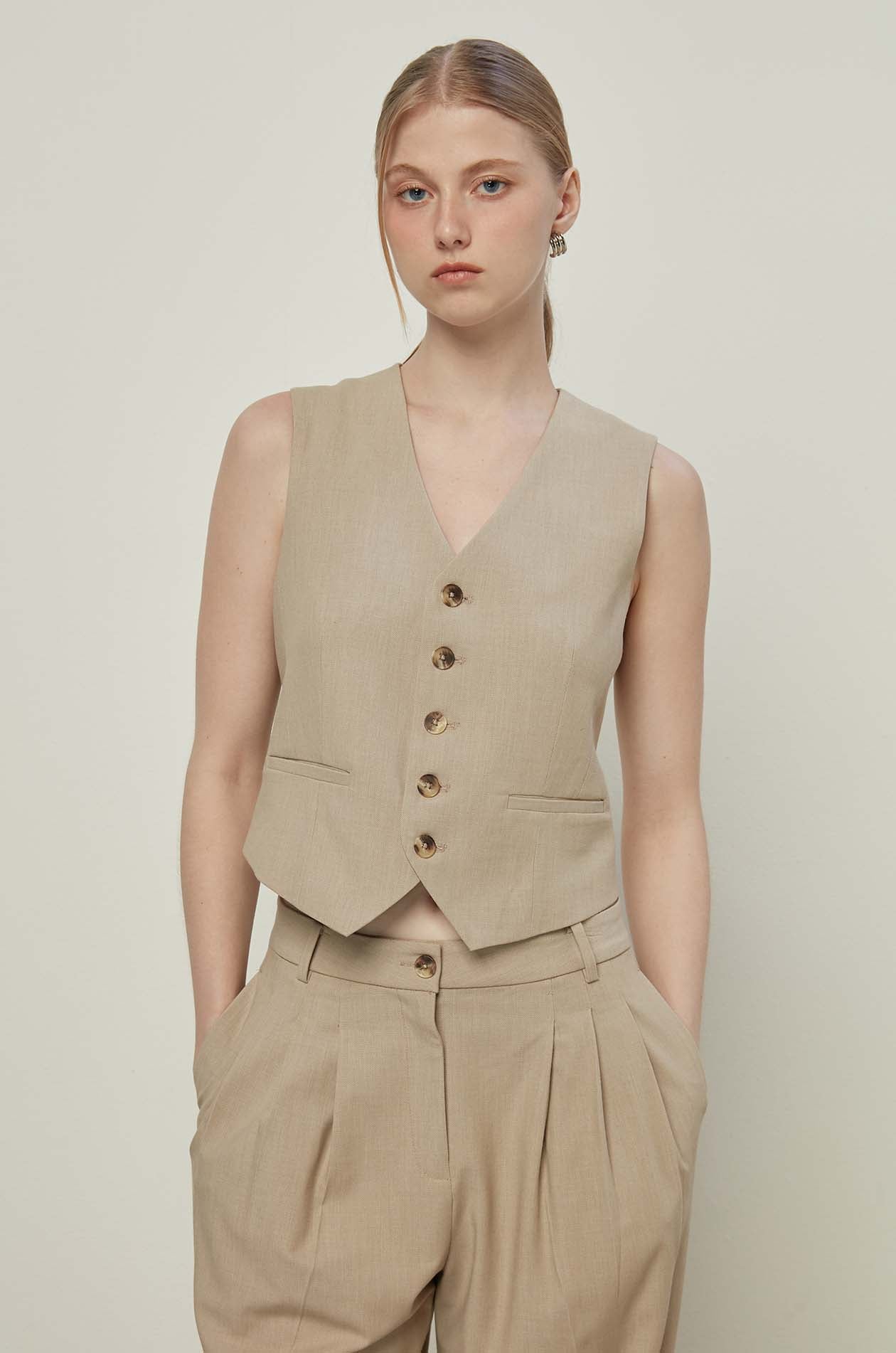 BUTTON-DOWN VEST