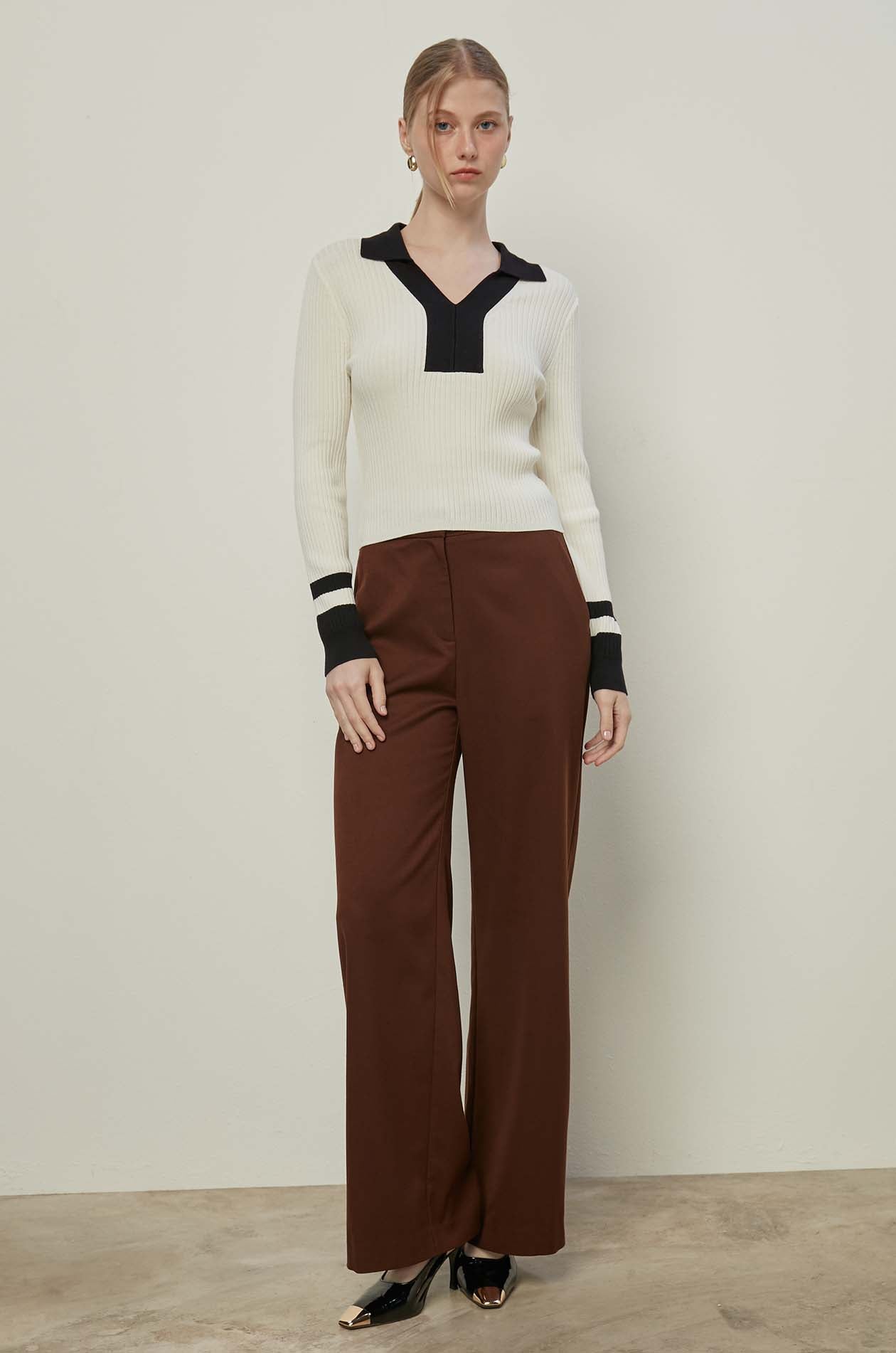 CONTRAST KNITTED TOP