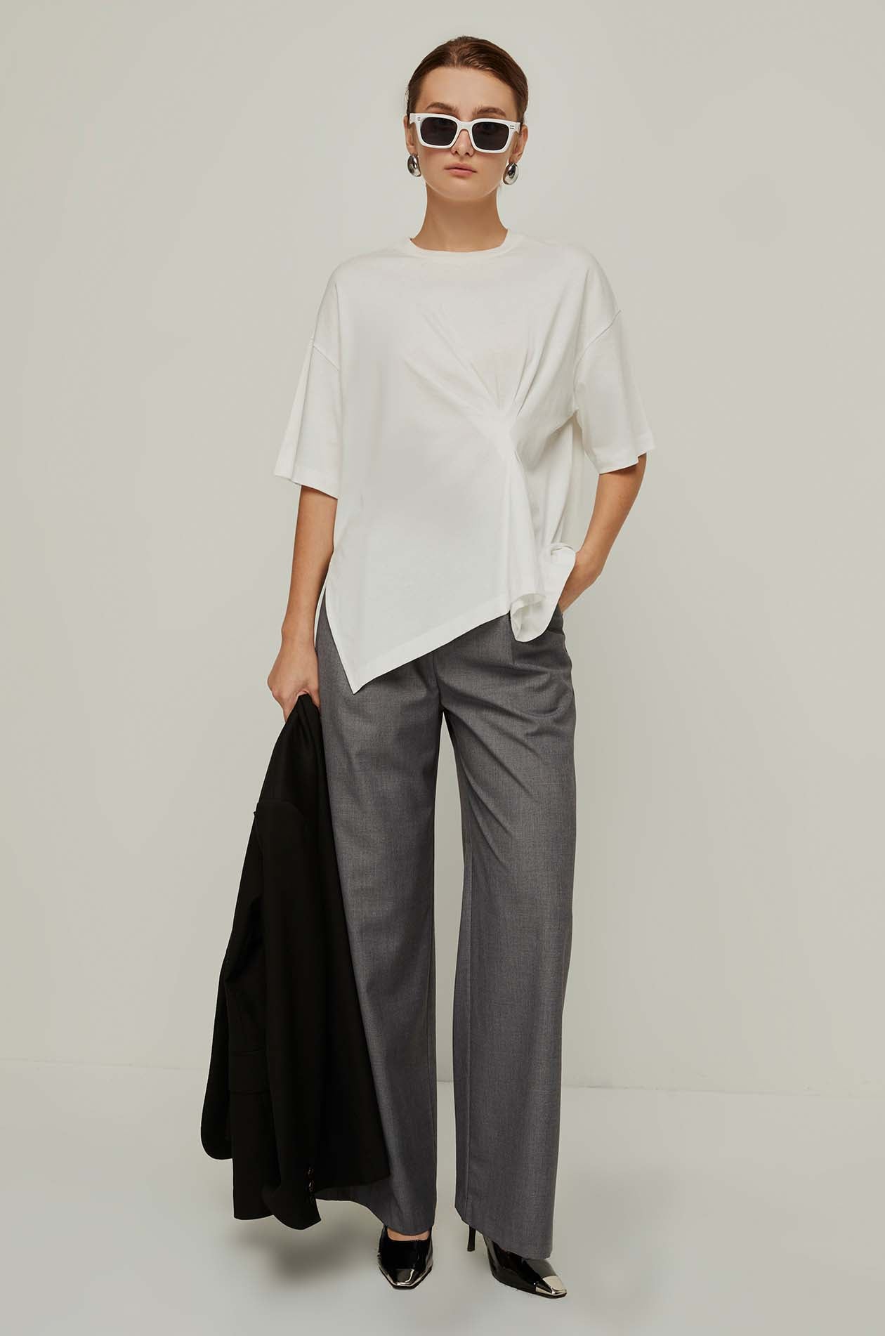 SHORT SLEEVE DRAPED TEE