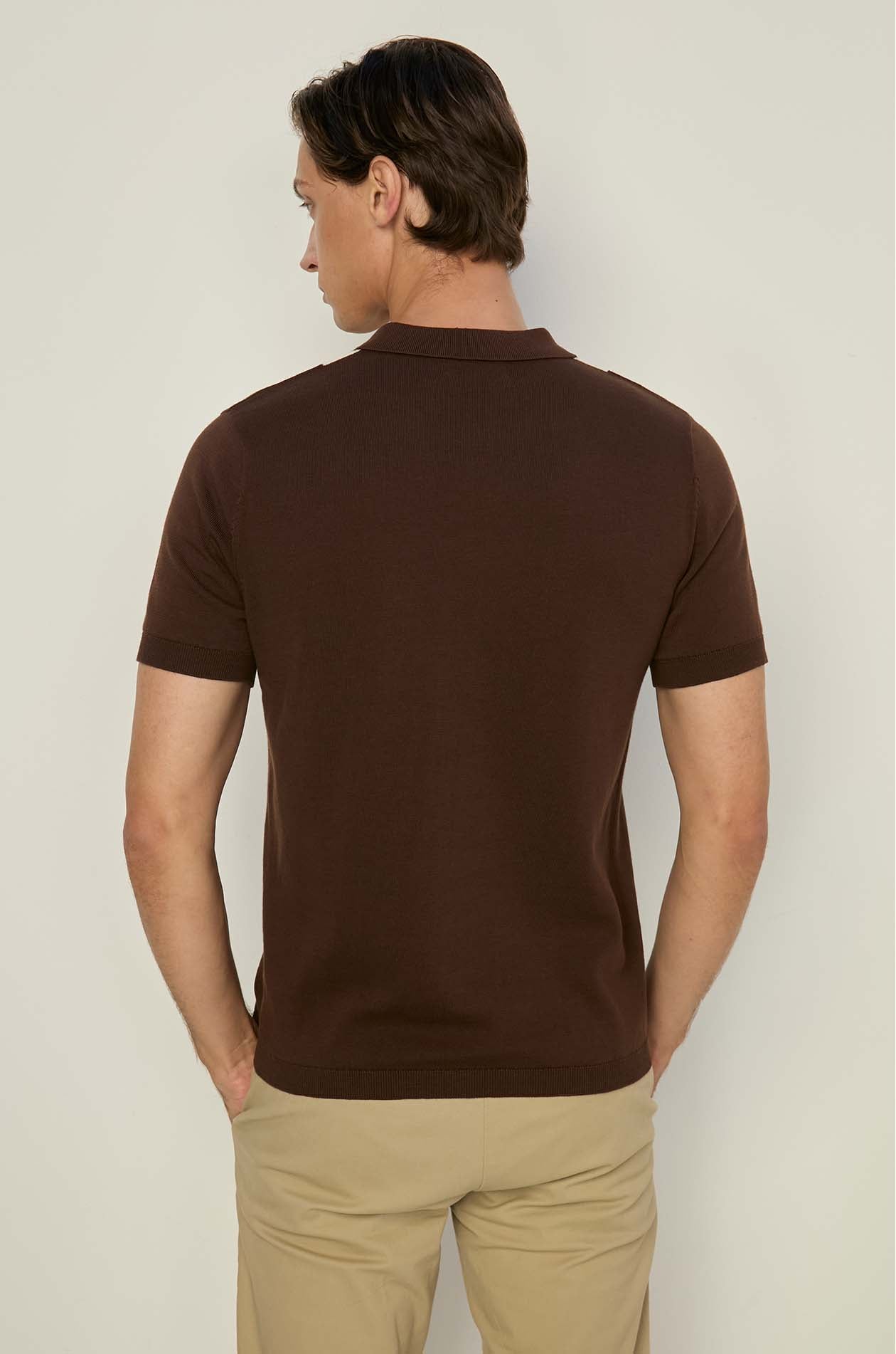 COLOR BLOCK TEXTURED KNIT POLO SHIRT