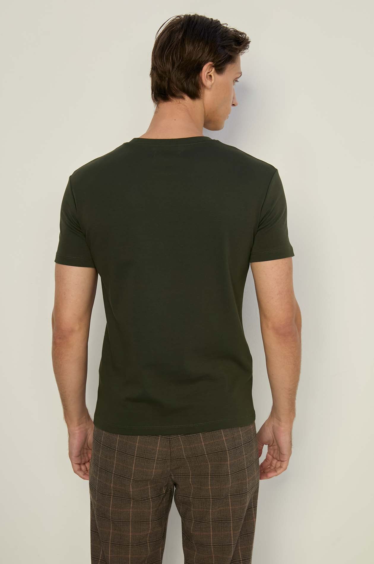 CHECKERED LOGO PATCH TEE