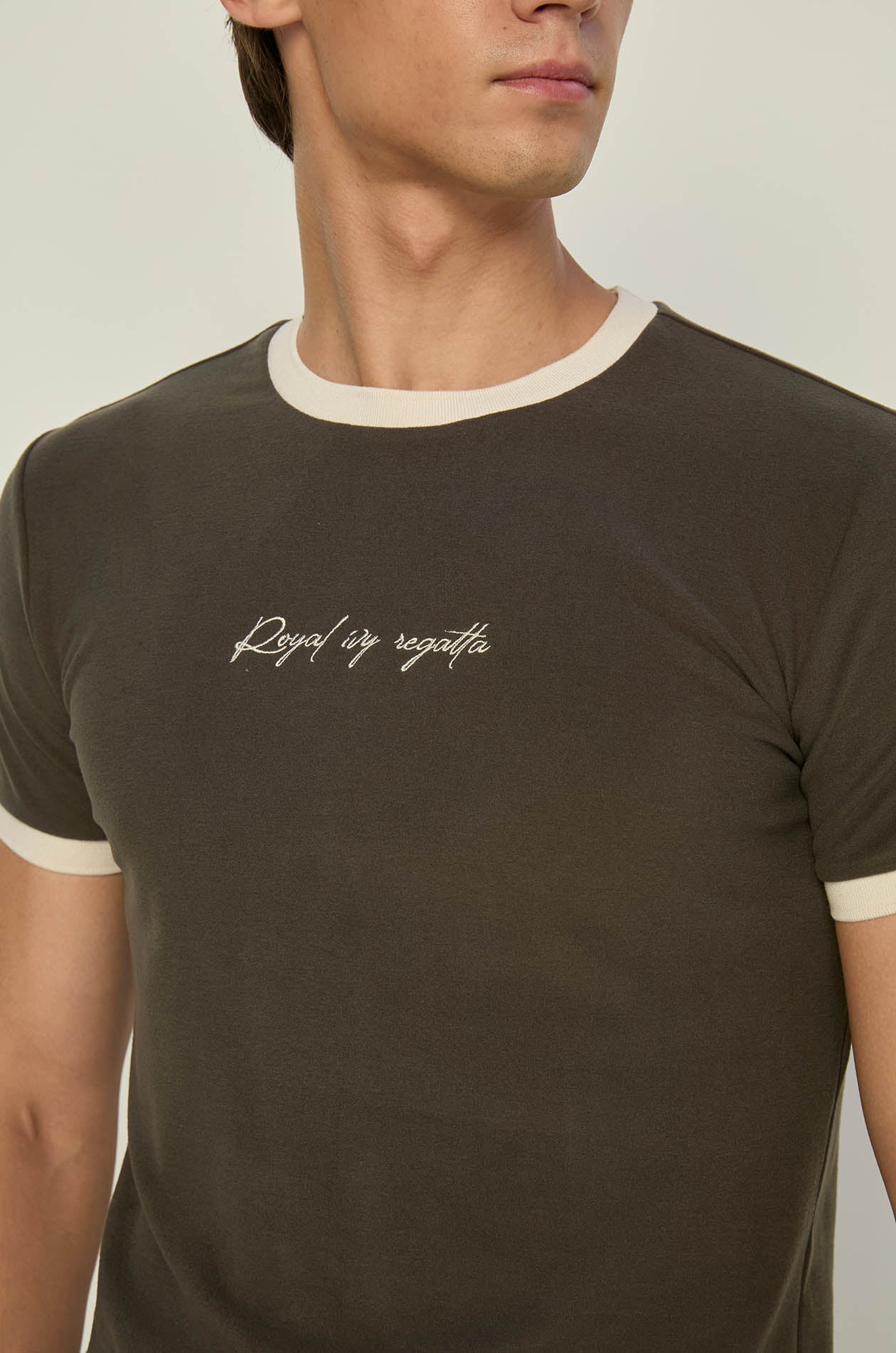 EMBROIDERED LOGO SUEDE TEE