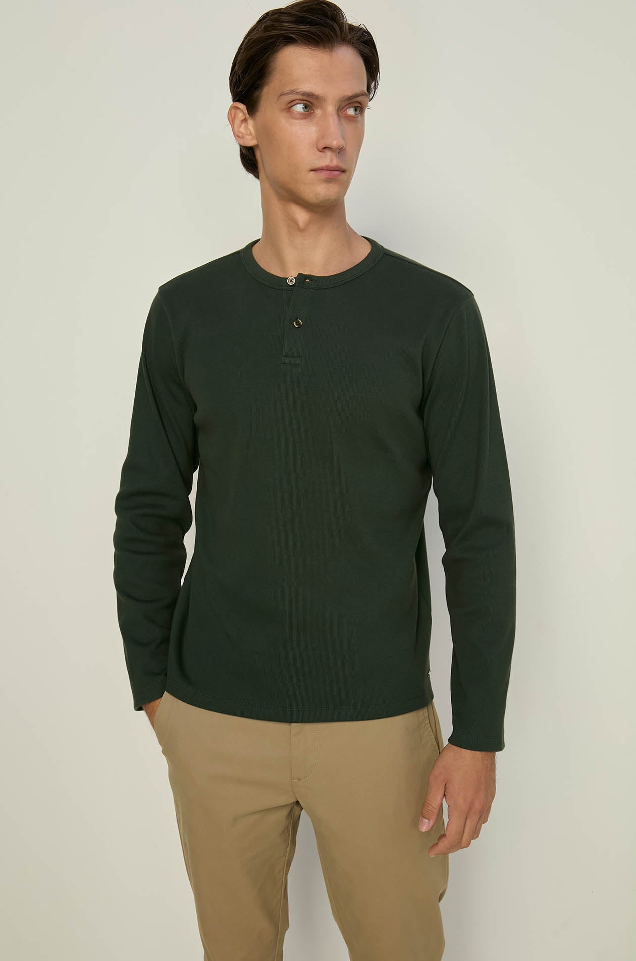 RIBBED HENLEY LONG SLEEVE TEE