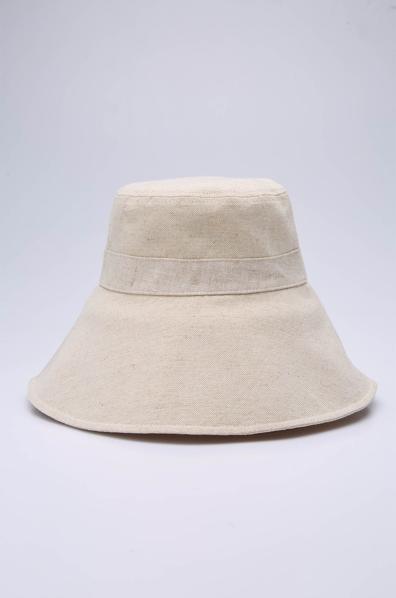 WIDE BRIM BUCKET HAT