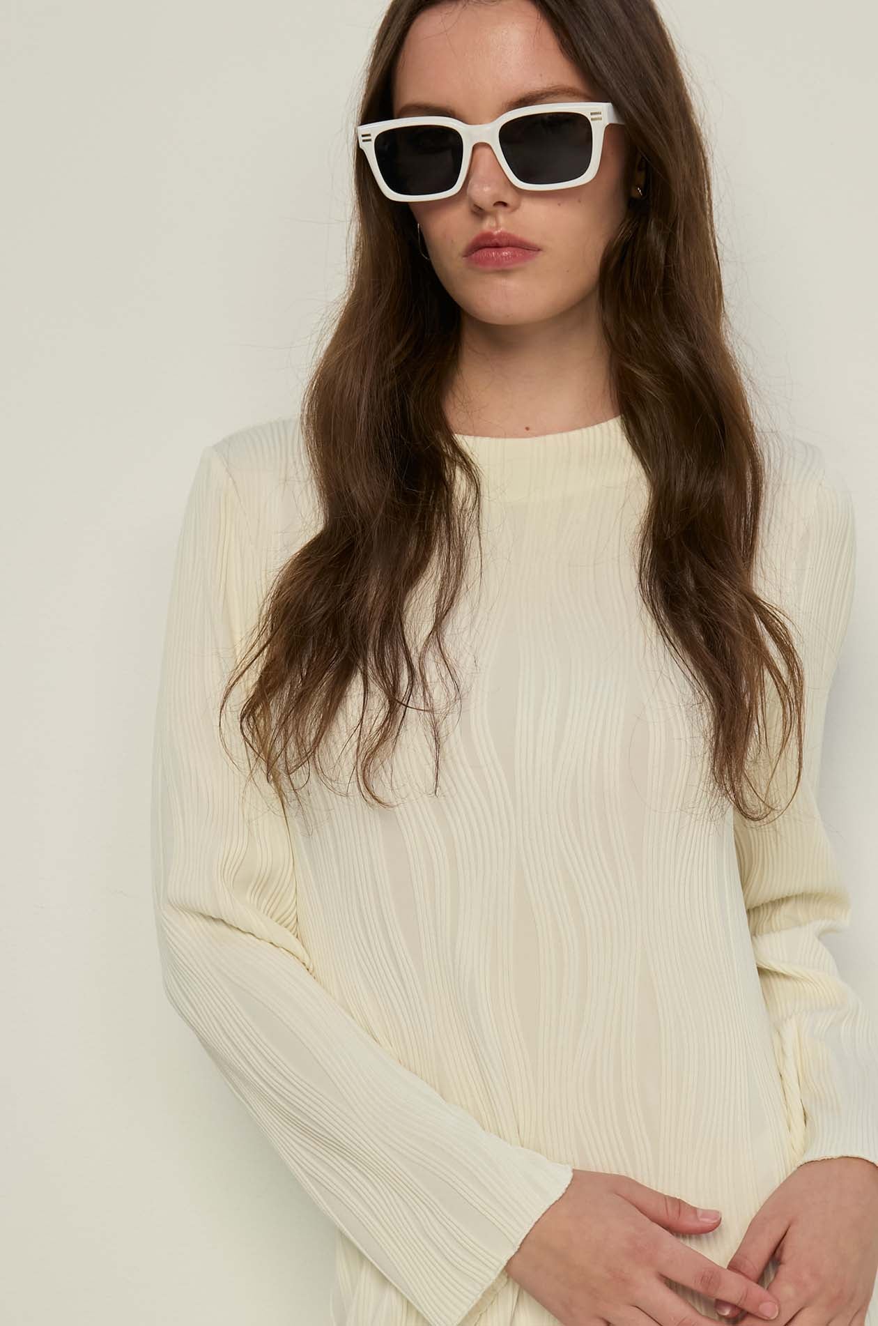 LONG SLEEVE PLEATED MAXI DRESS