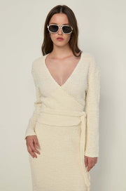 LONG SLEEVE WRAP TOP