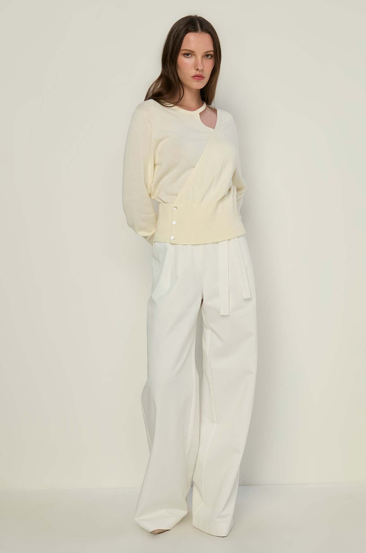 FRONT WRAP KNITTED TOP