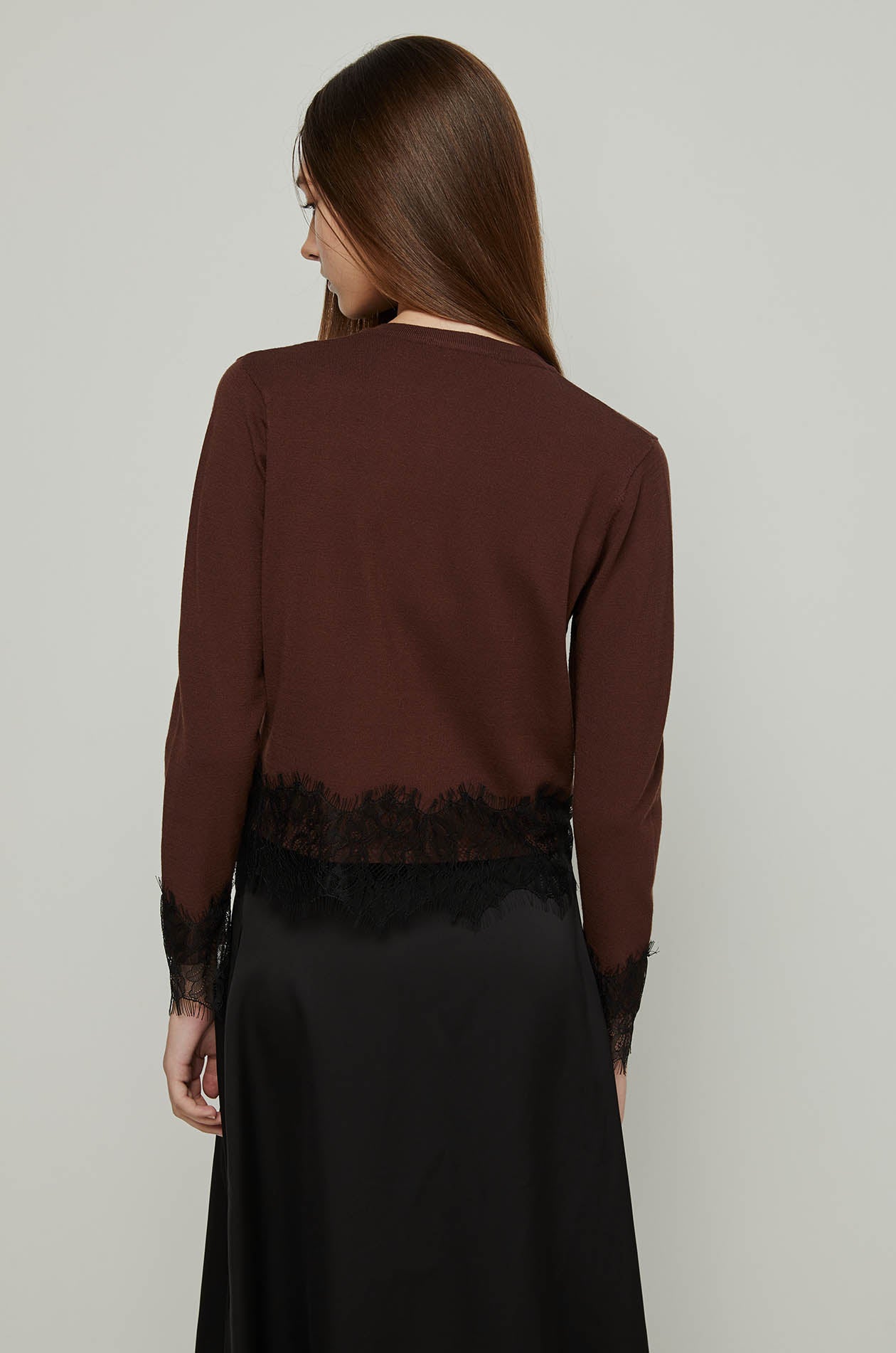 CROPPED CARDIGAN WITH LACE HEM