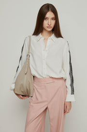 LACE PANEL SLEEVE SHIRT