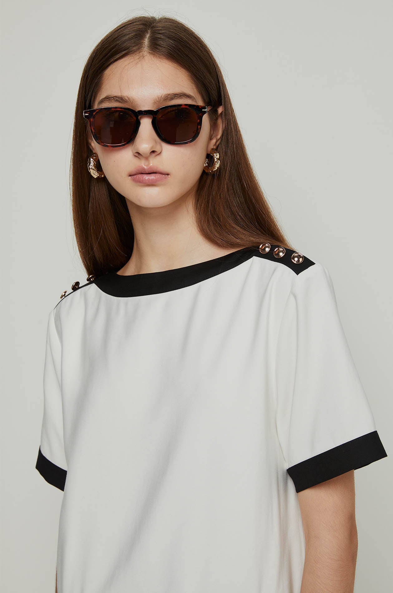 CONTRAST TRIM DRESS