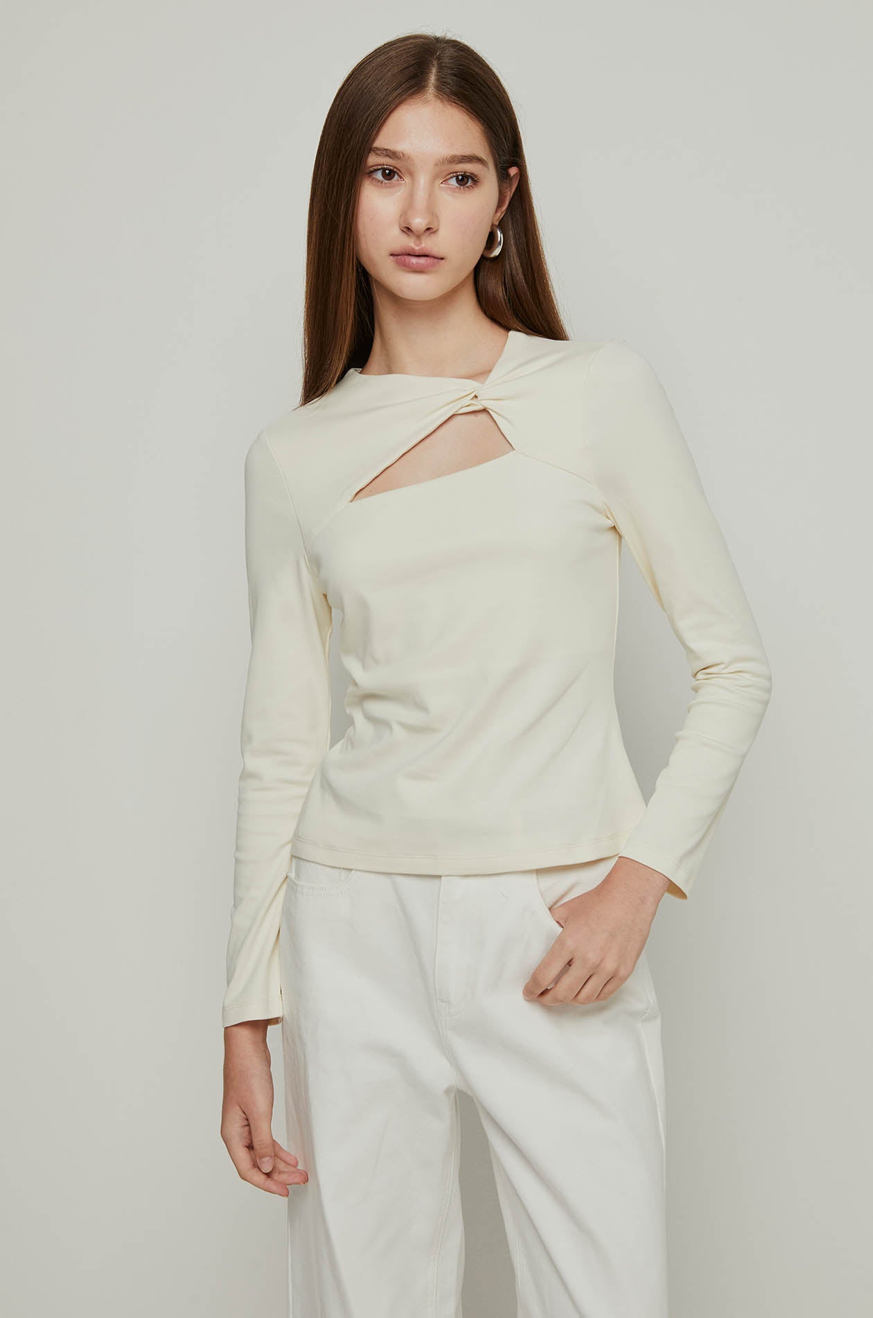 TWIST DETAIL LONG SLEEVE TOP