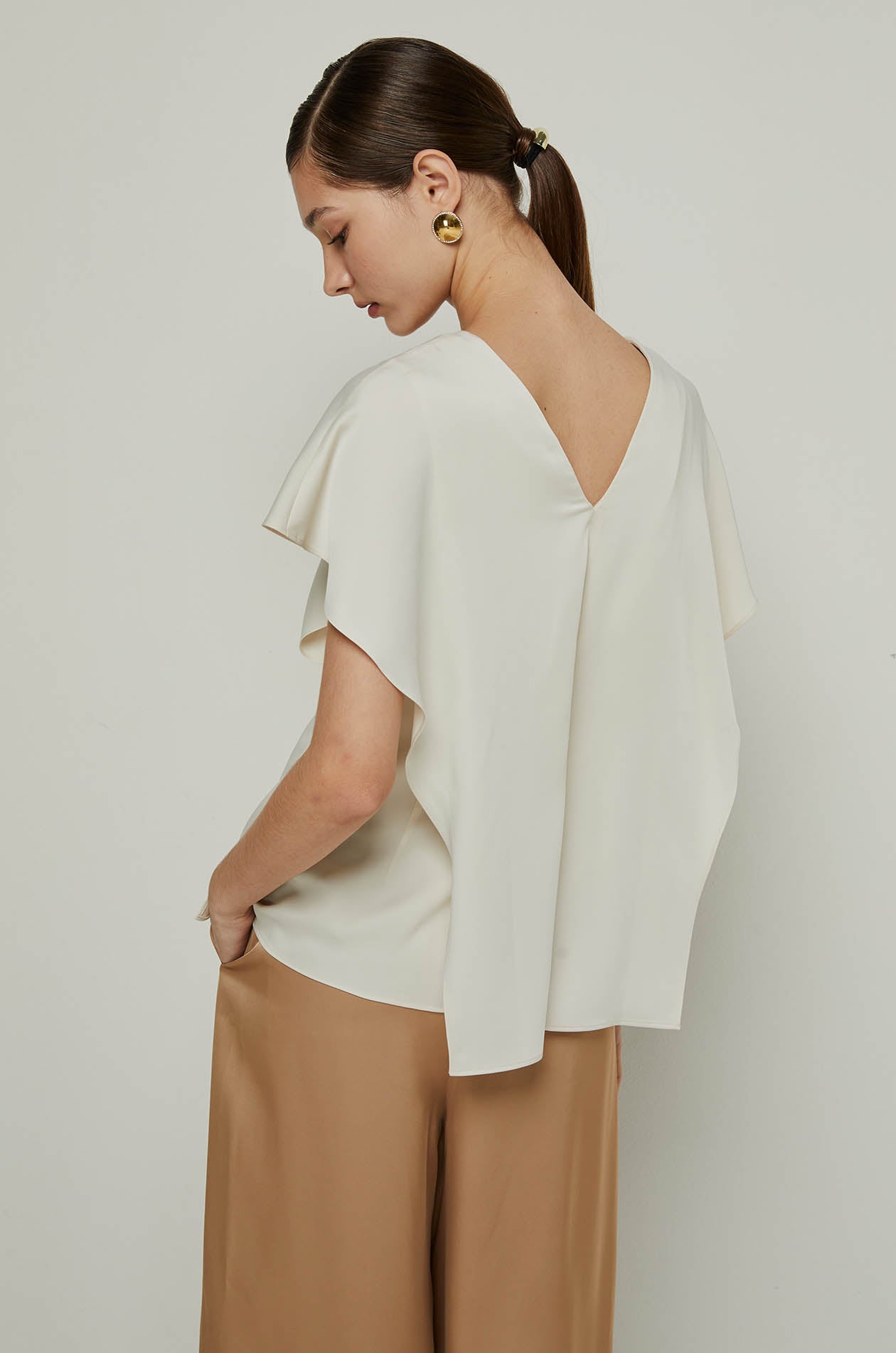 V-NECK SATIN BLOUSE