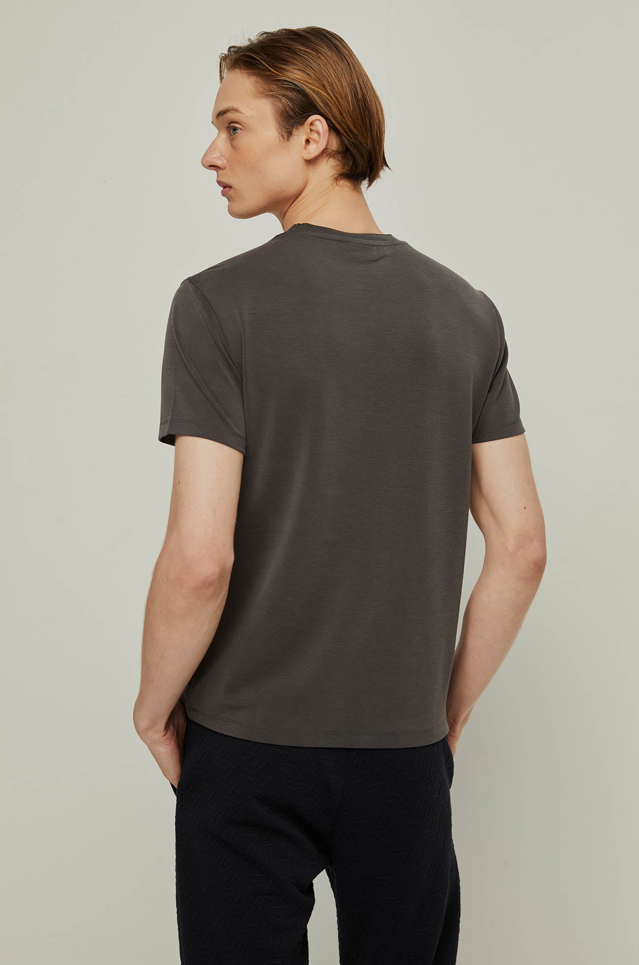 RACING CLUB EMBROIDERED GRAPHIC TEE