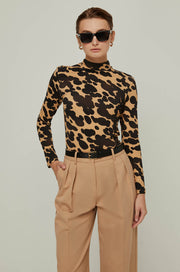 LONG SLEEVE LEOPARD PRINTED TOP