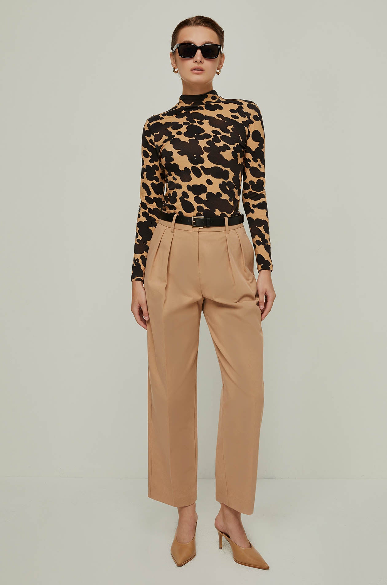 LONG SLEEVE LEOPARD PRINTED TOP