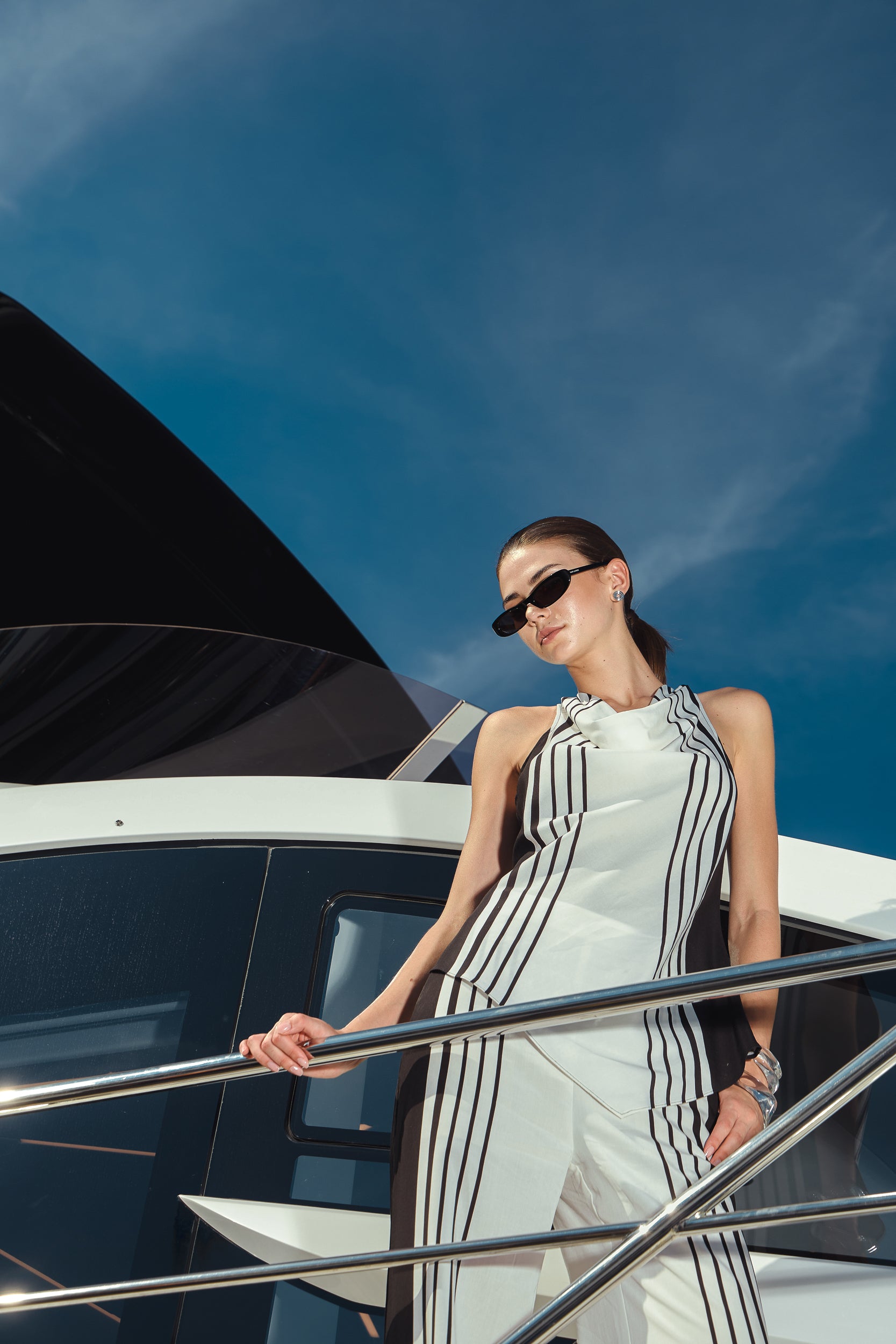 PRINTED CREAM BLOUSES SLEEVELESS