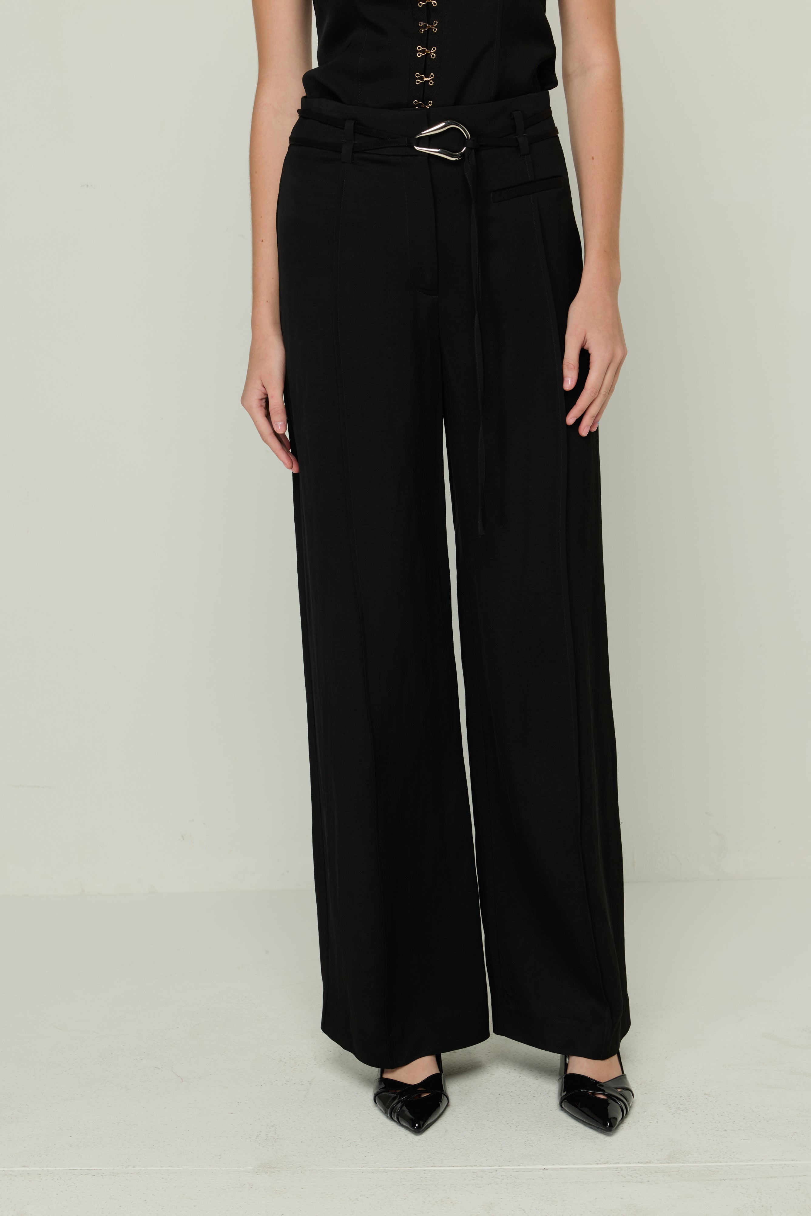 BELT PLEATED WIDE LEG LONG PANTS