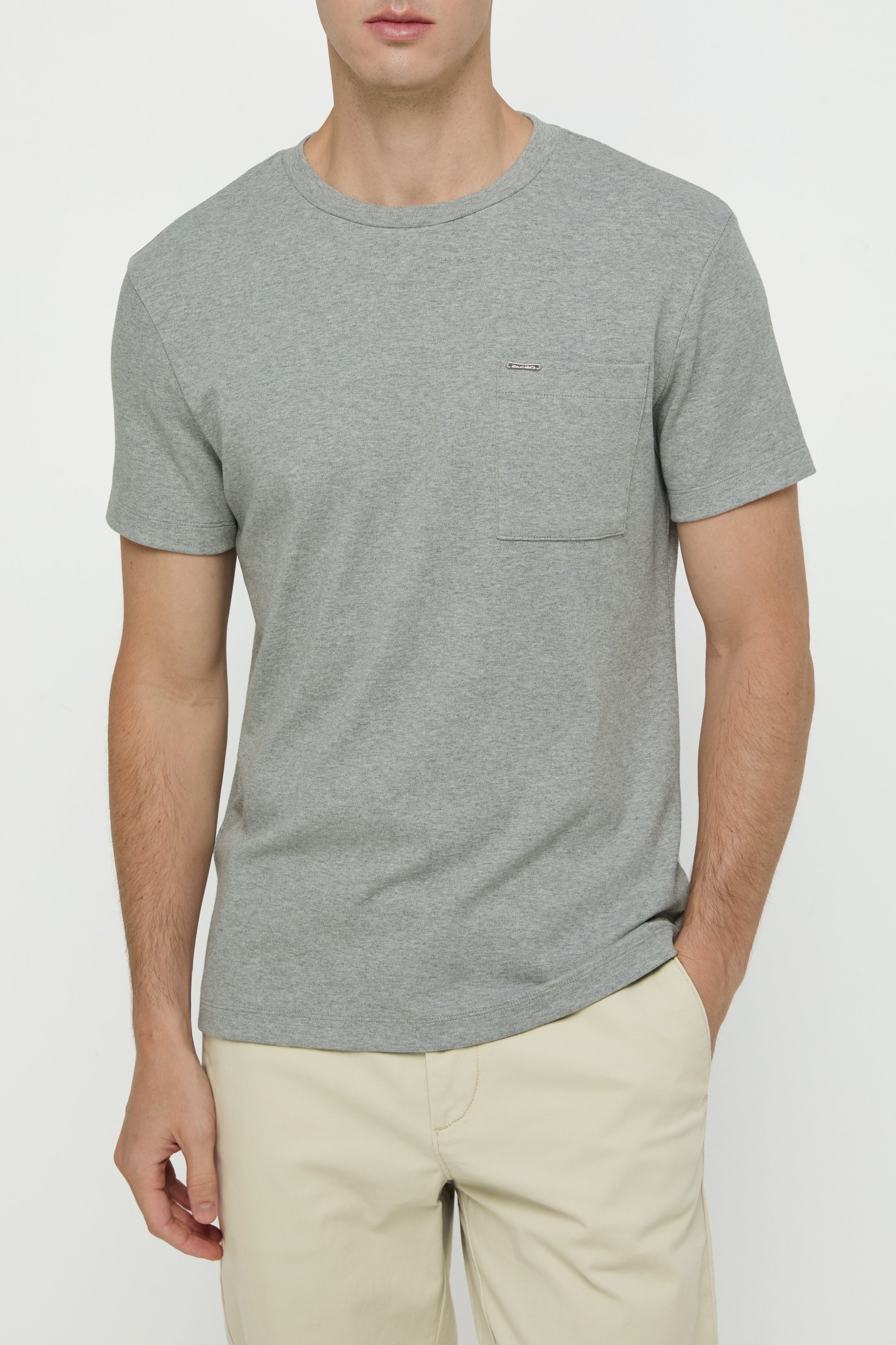 ROUND NECK POCKET TEE
