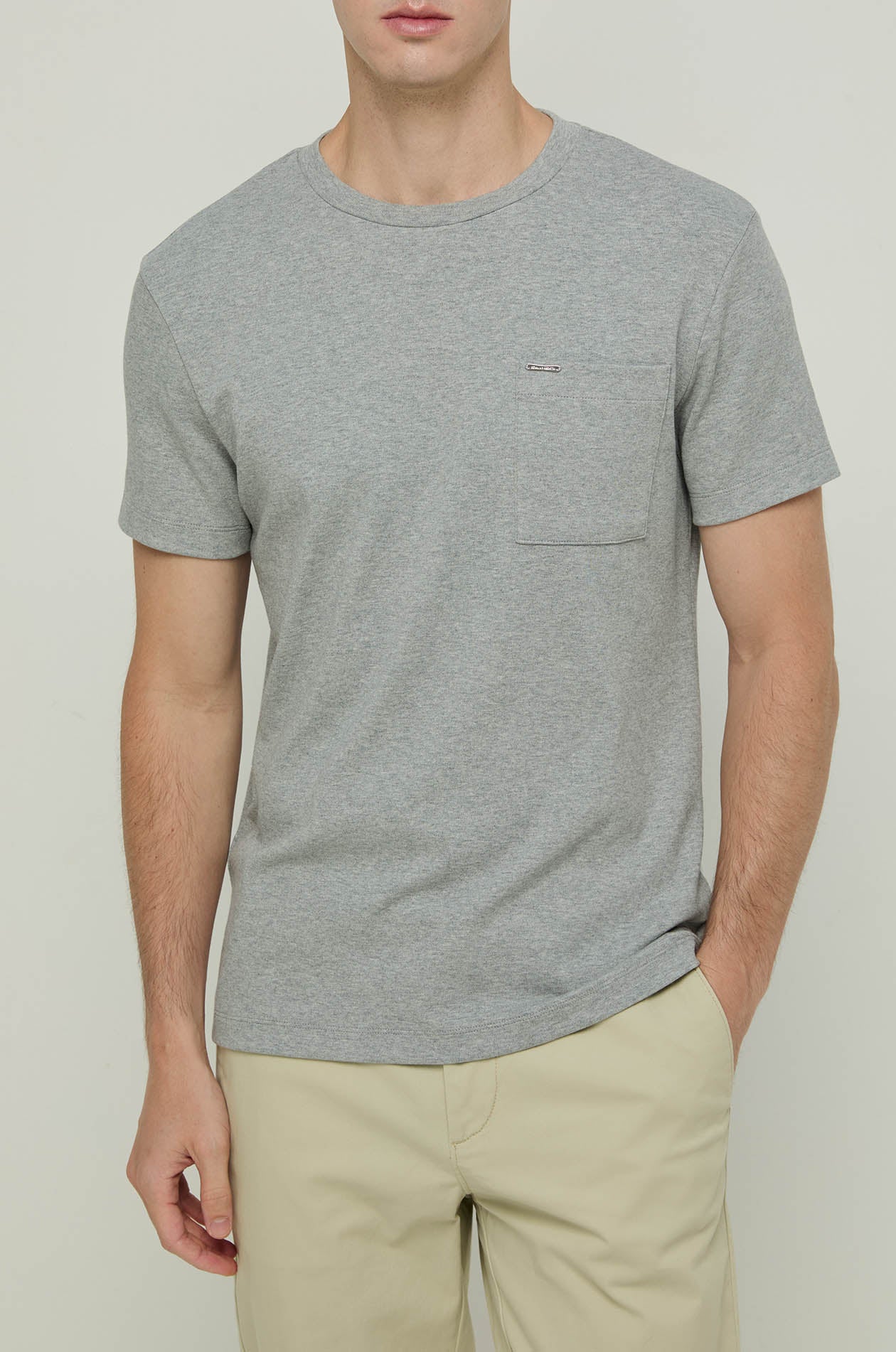 ROUND NECK POCKET TEE