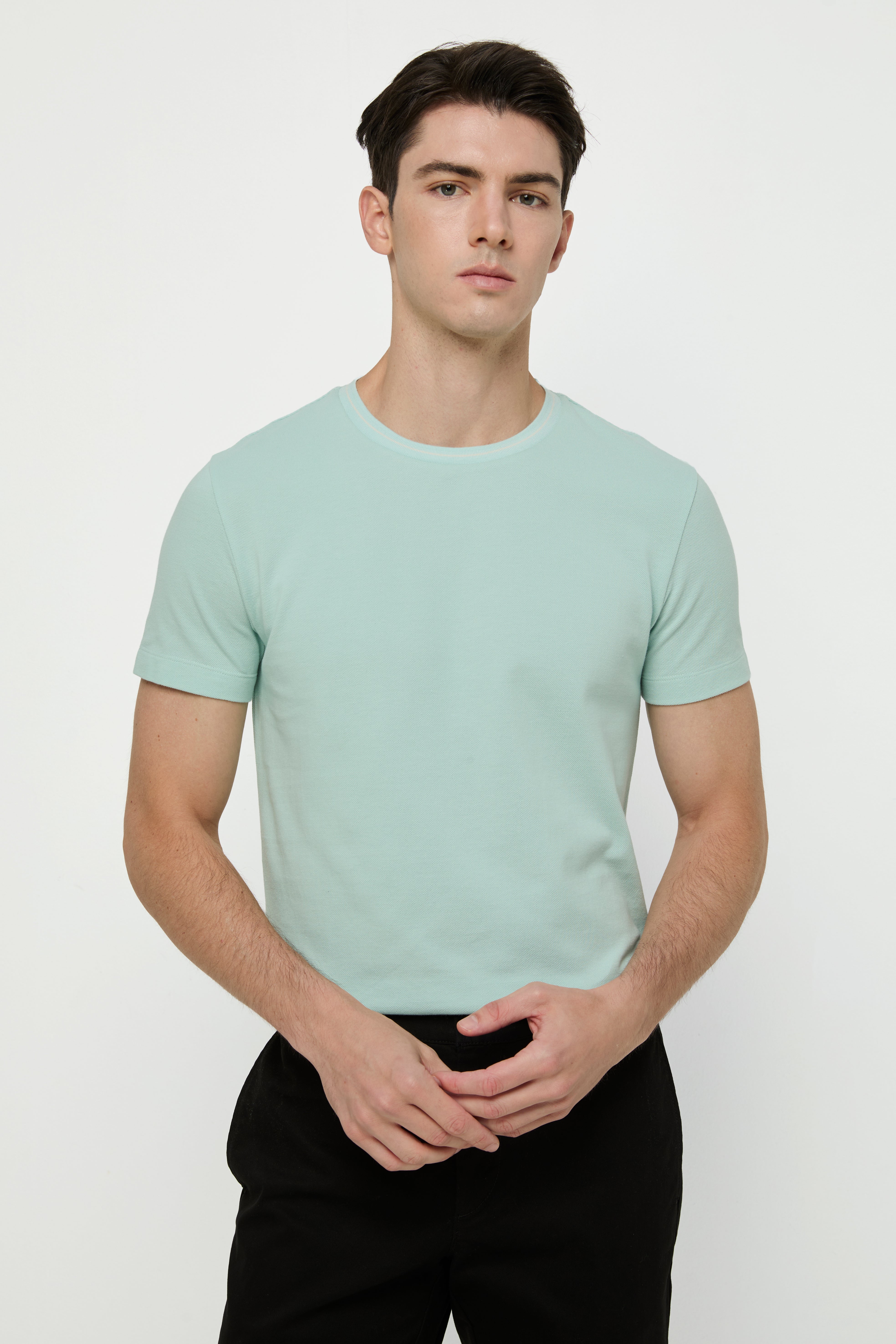 PIQUE ROUND NECK T-SHIRTS