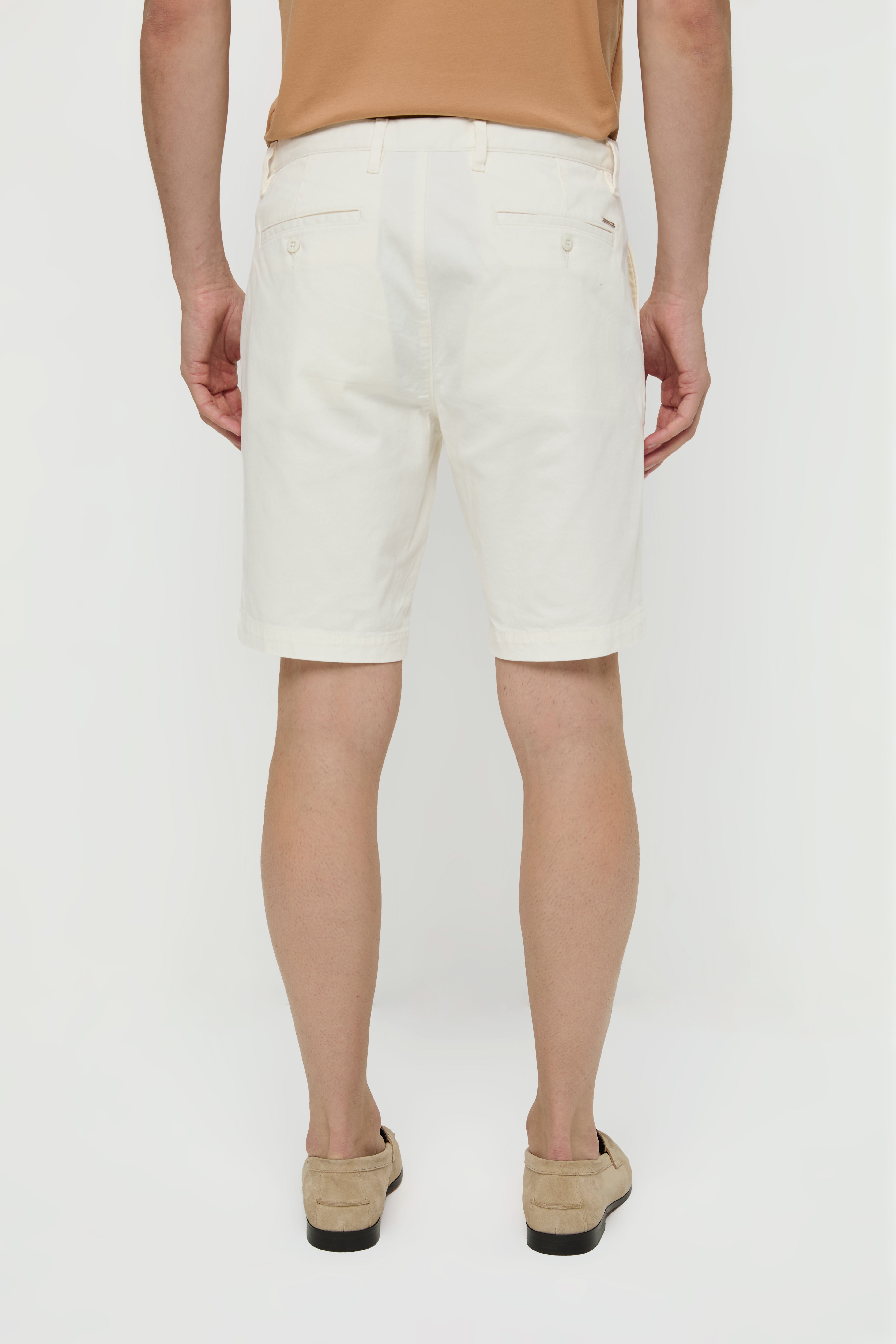 PIPING WAIST CHINO SHORTS