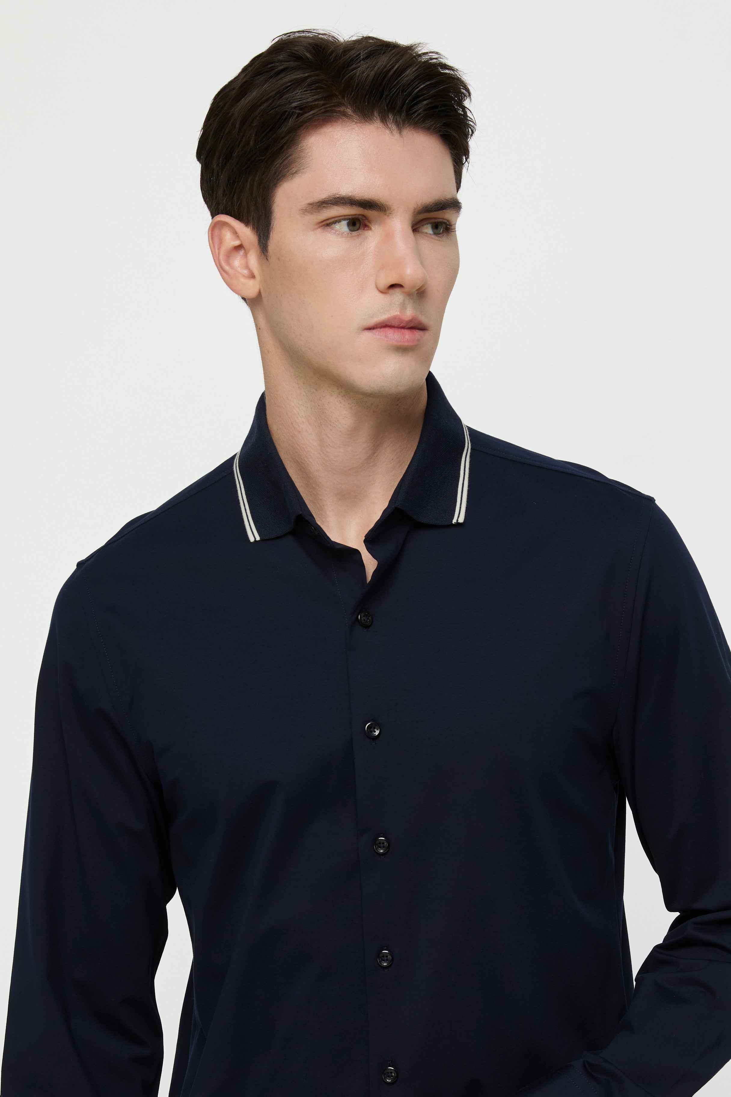 KNIT SHIRT WITH STRIPED COLLAR