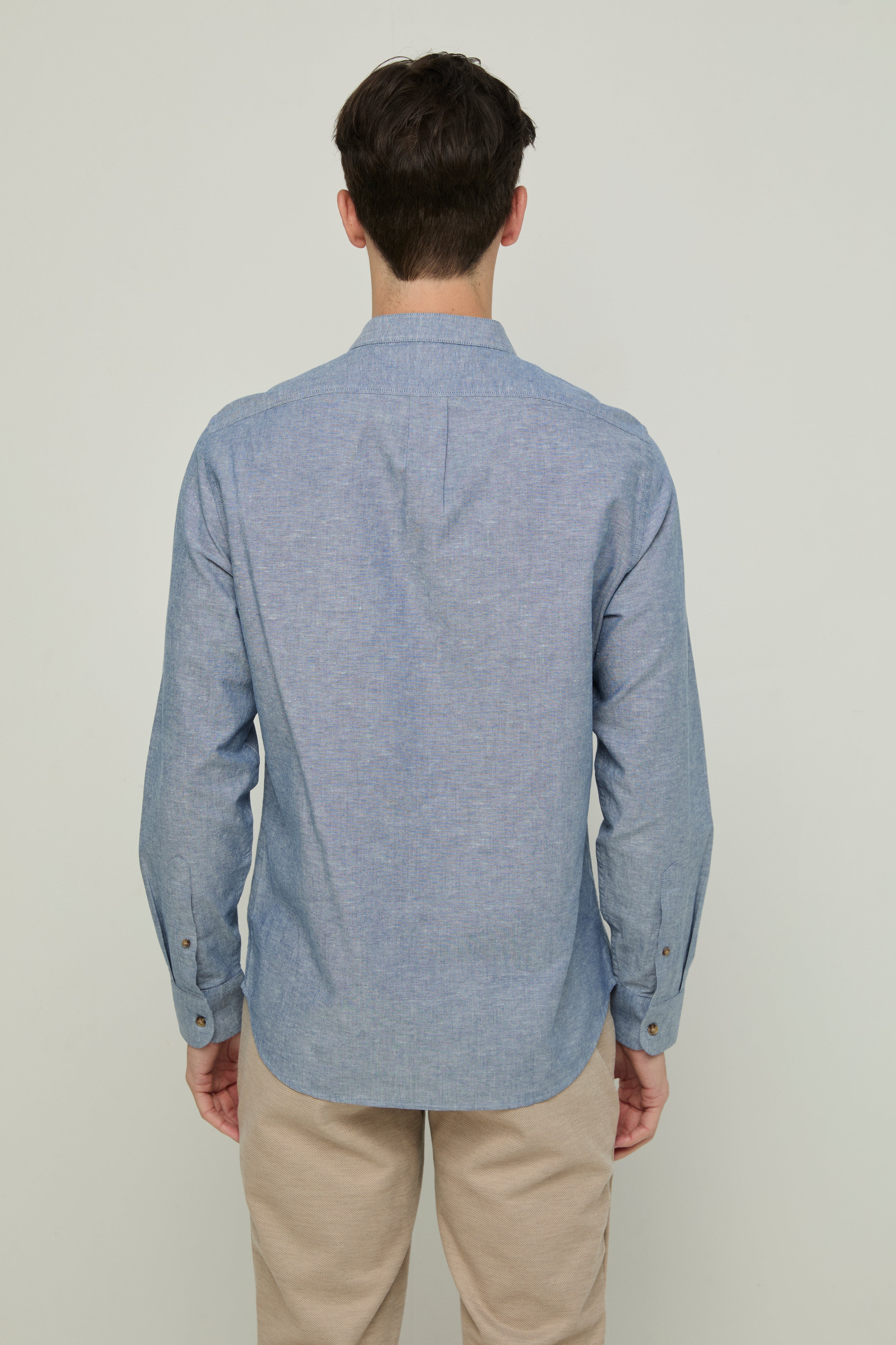 NAVY LONG-SLEEVE CHAMBRAY SHIRT