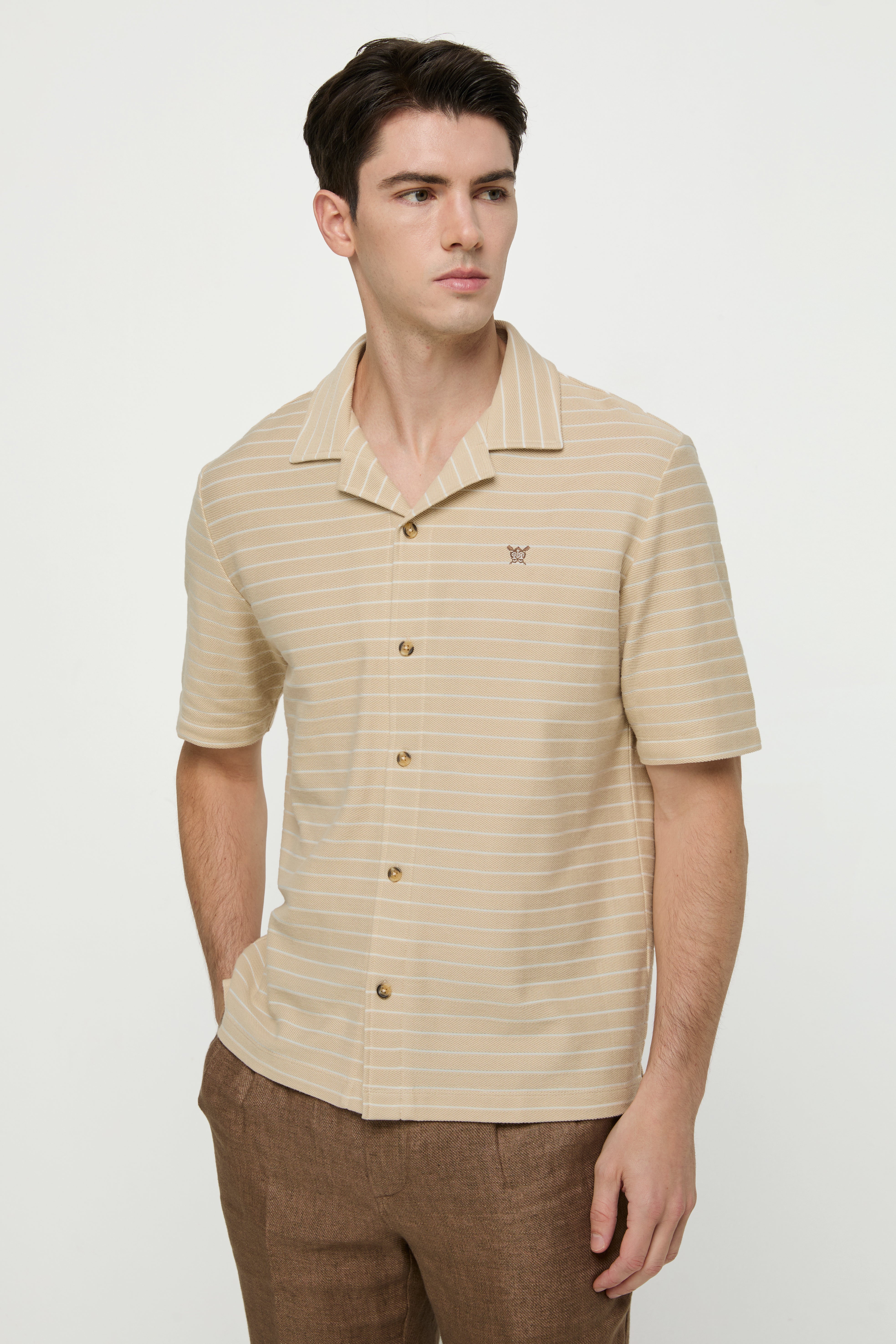 STRIPED SHORT-SLEEVE SHIRTS
