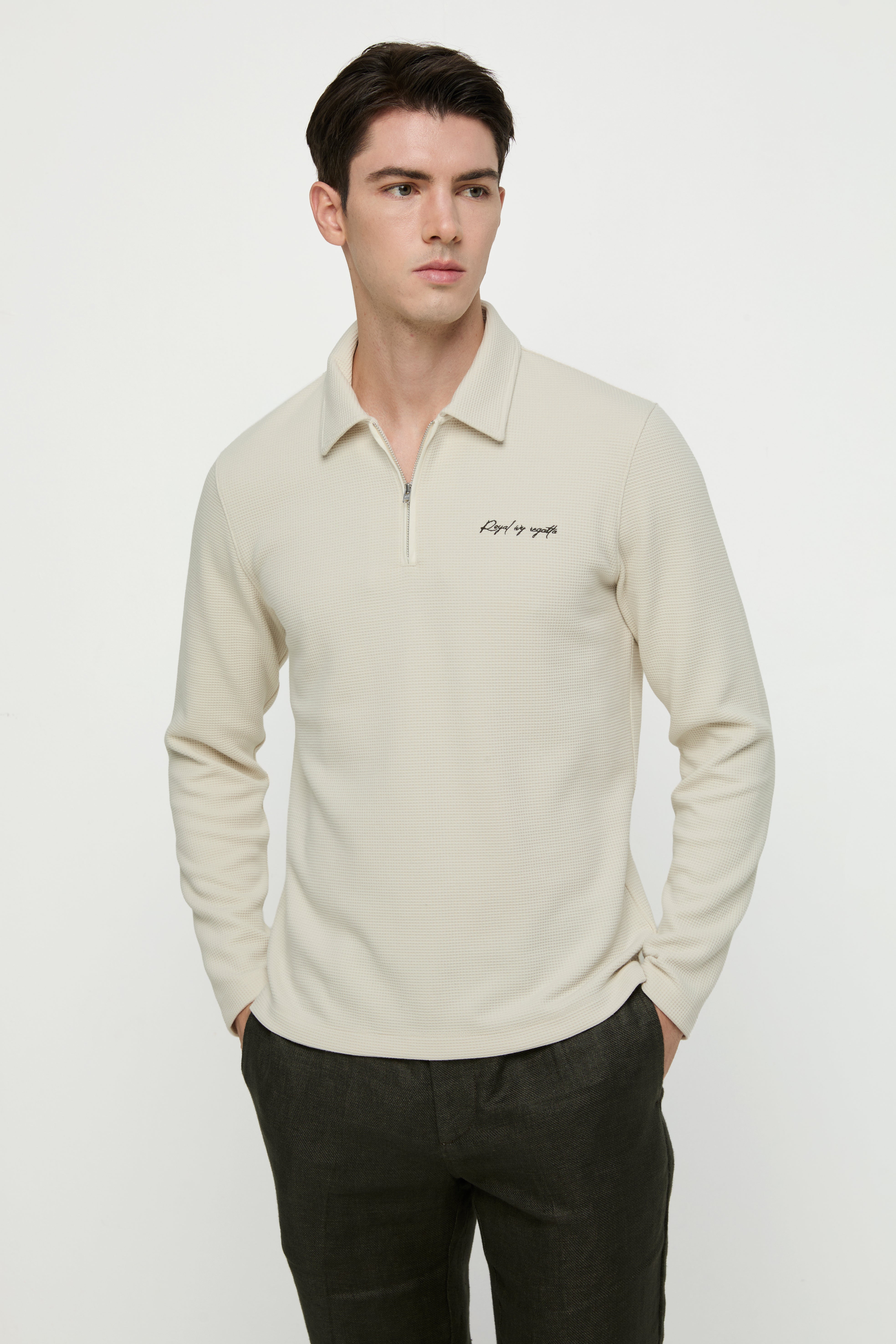 ZIPPER POLO SWEATSHIRT