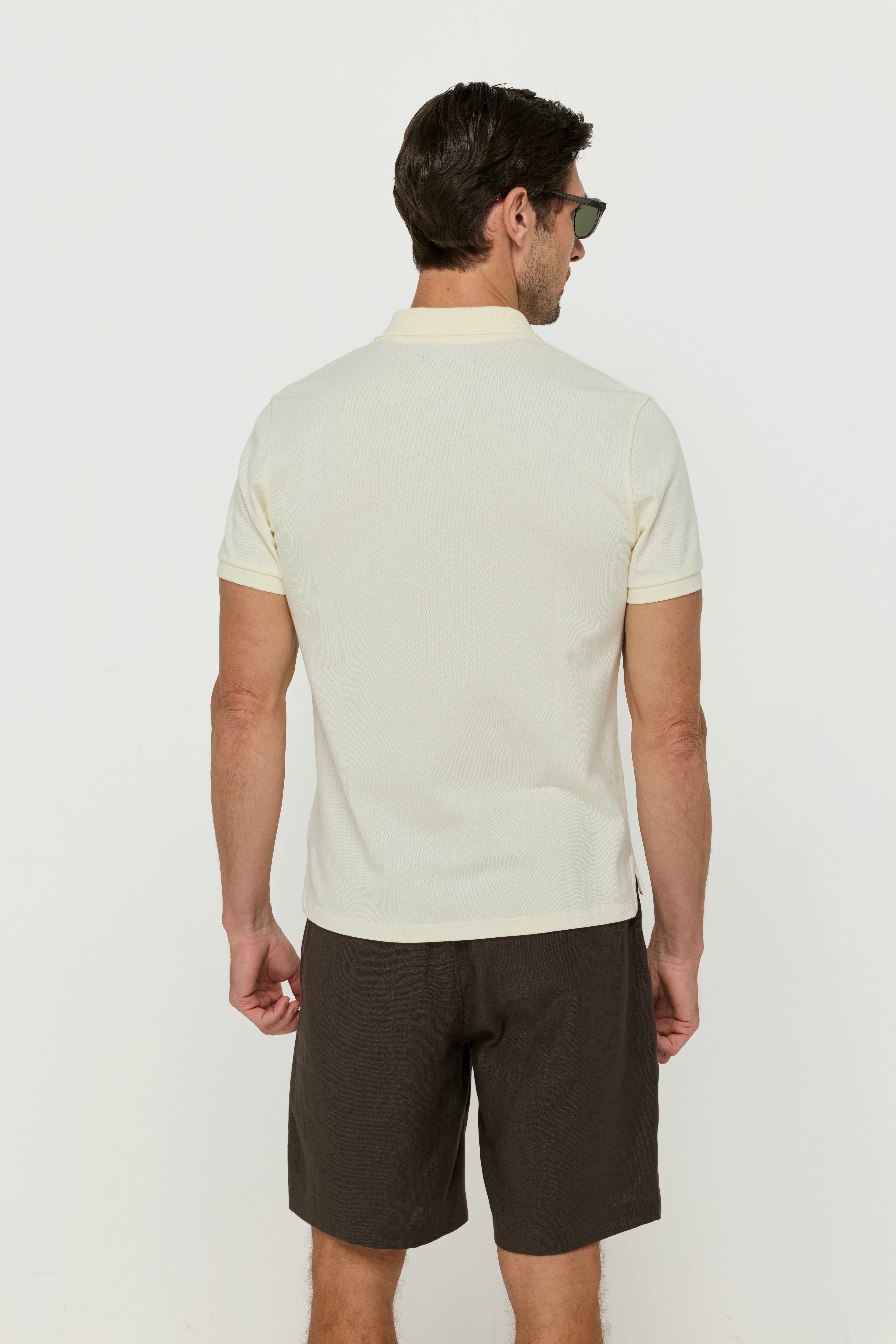 เสื้อโปโลผ้าปิเก้