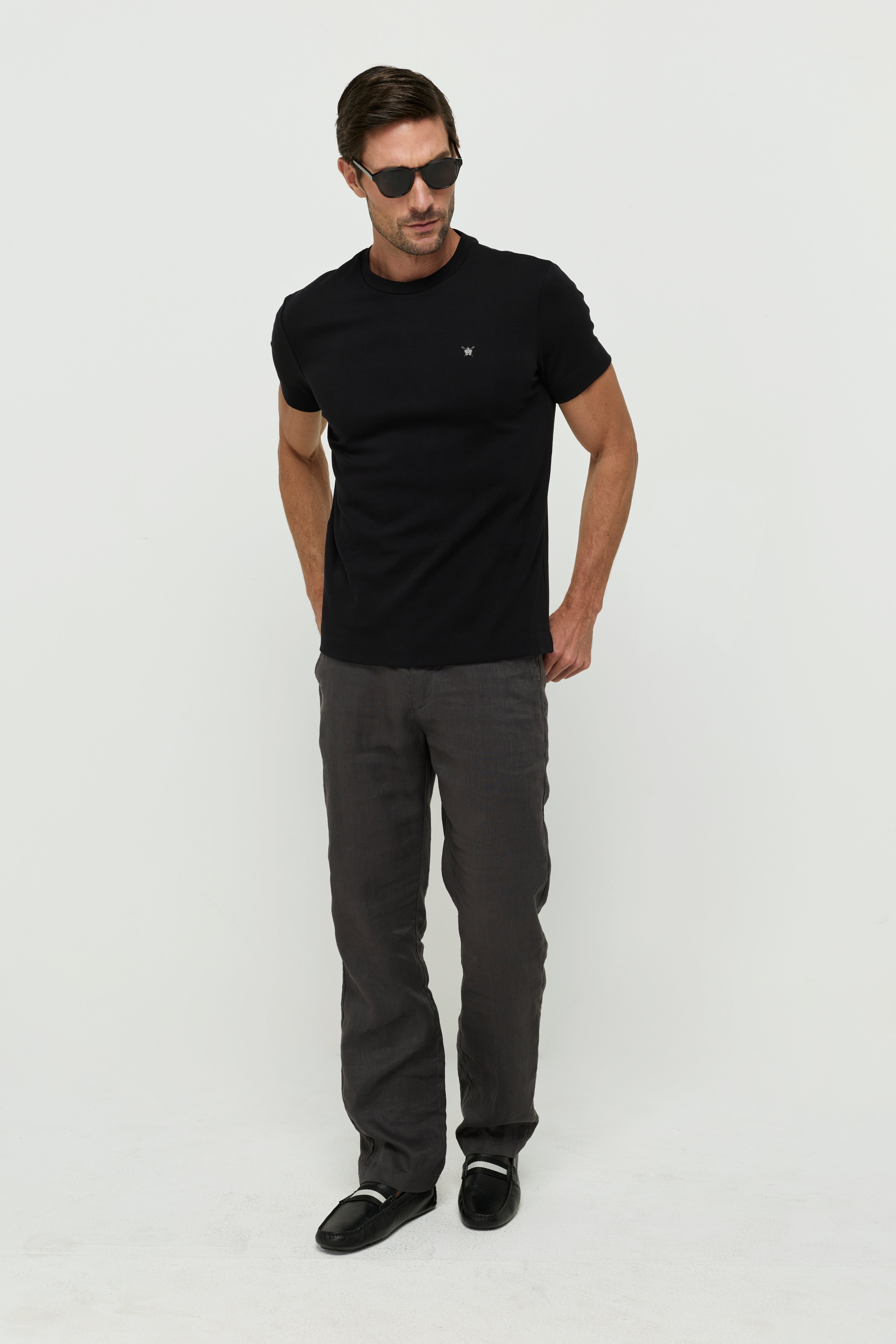 เสื้อยืดคอกลมผ้าฝ้าย