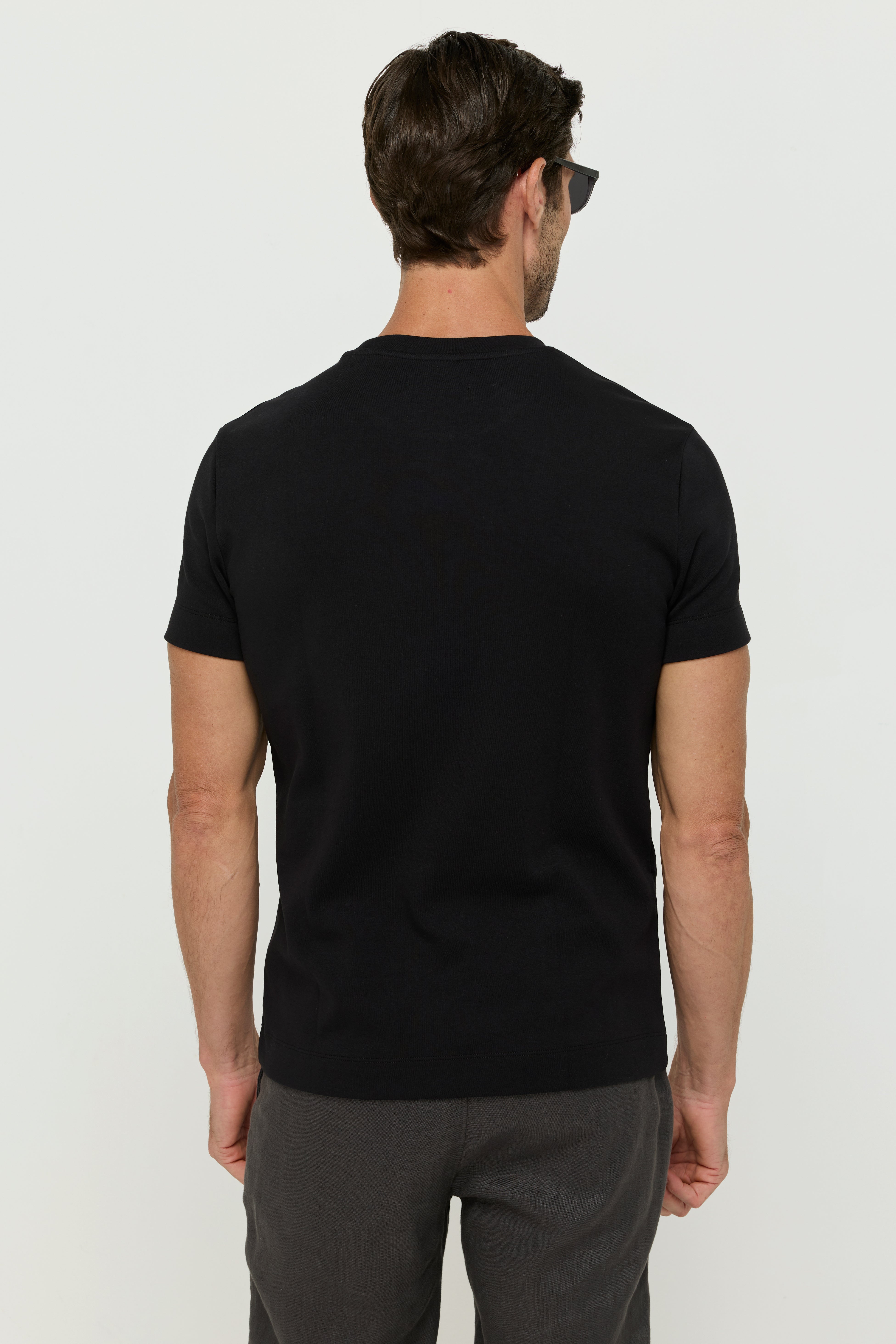 เสื้อยืดคอกลมผ้าฝ้าย