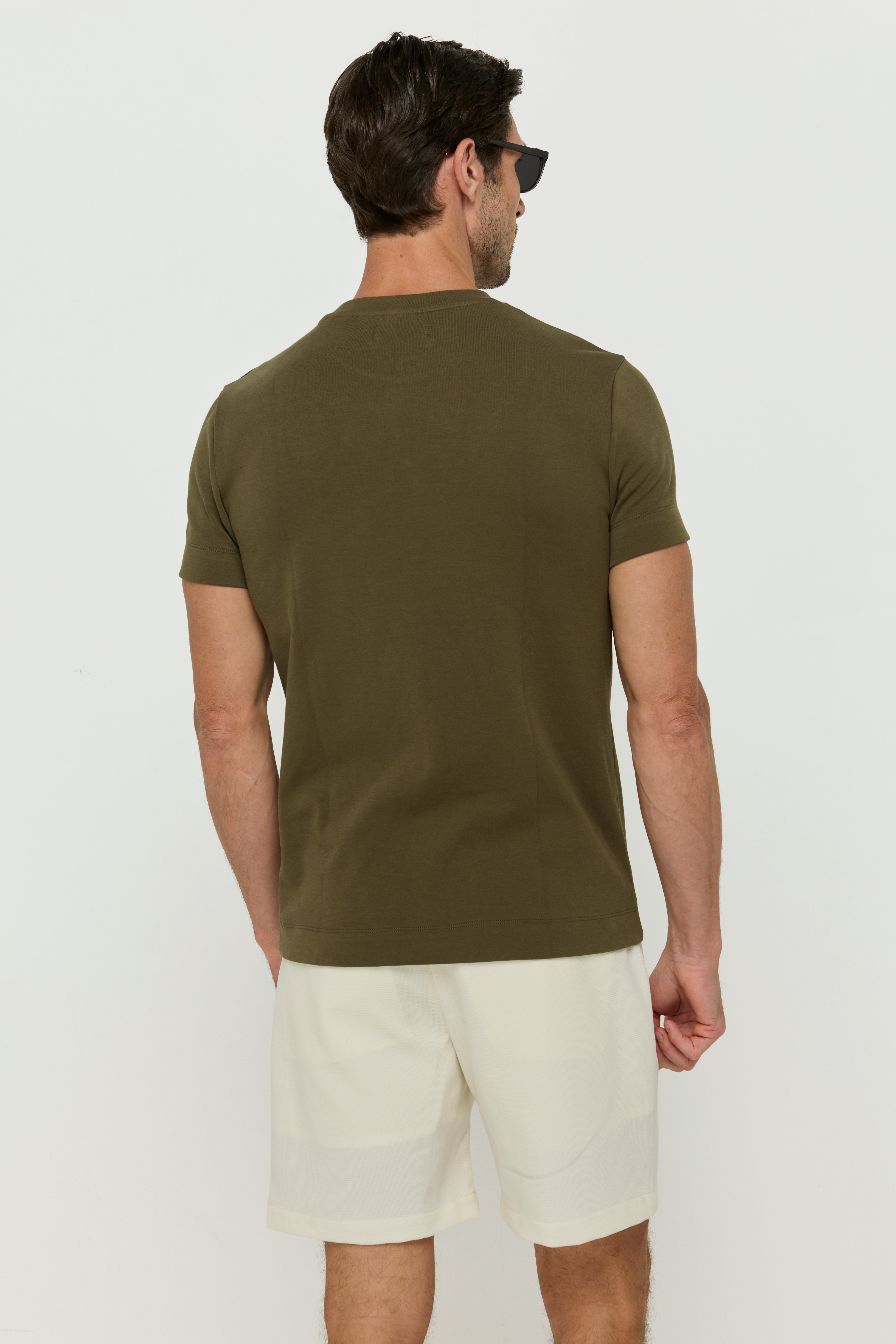 เสื้อยืดคอกลมผ้าฝ้าย