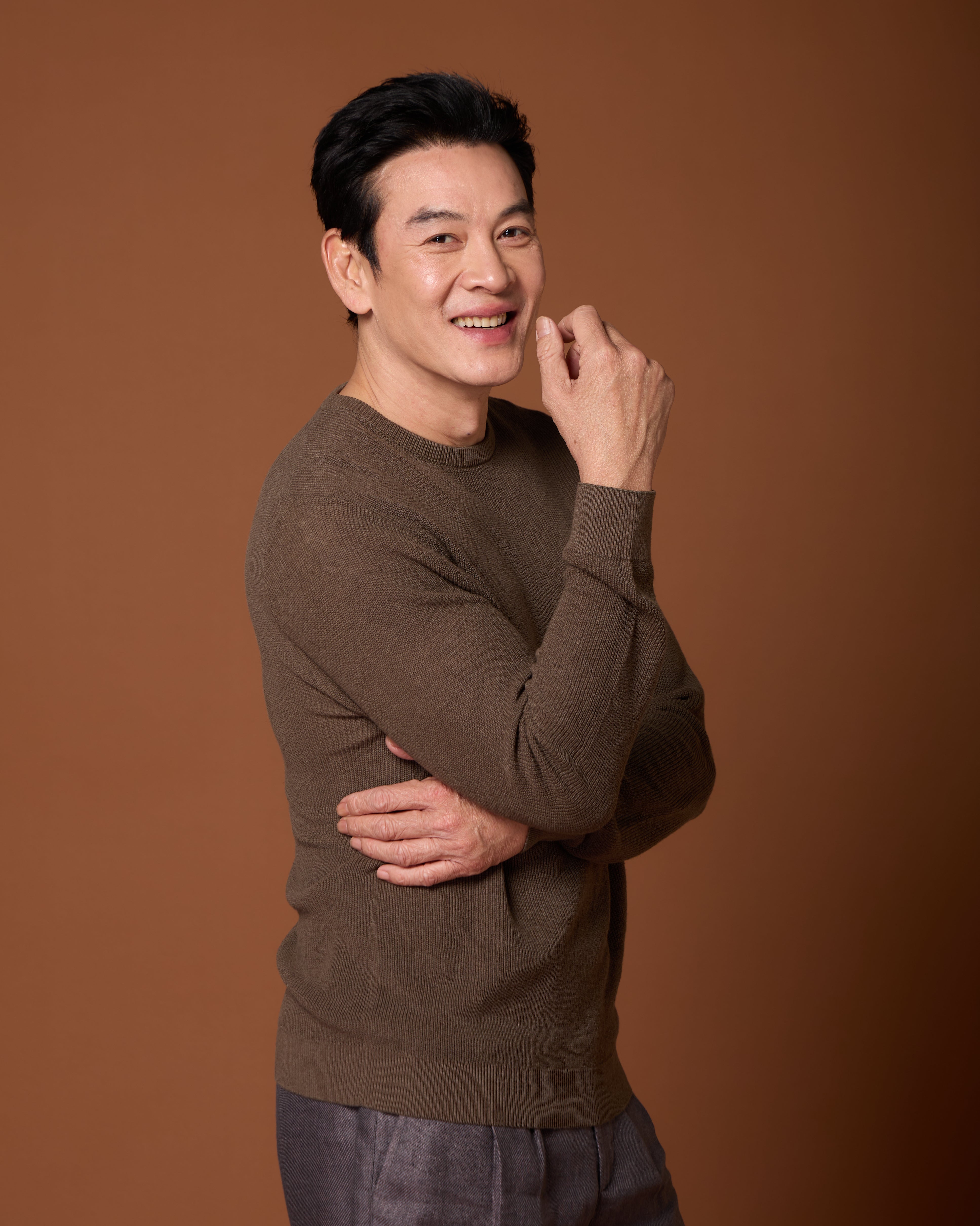 เสื้อสเวตเตอร์ผ้าลินิน