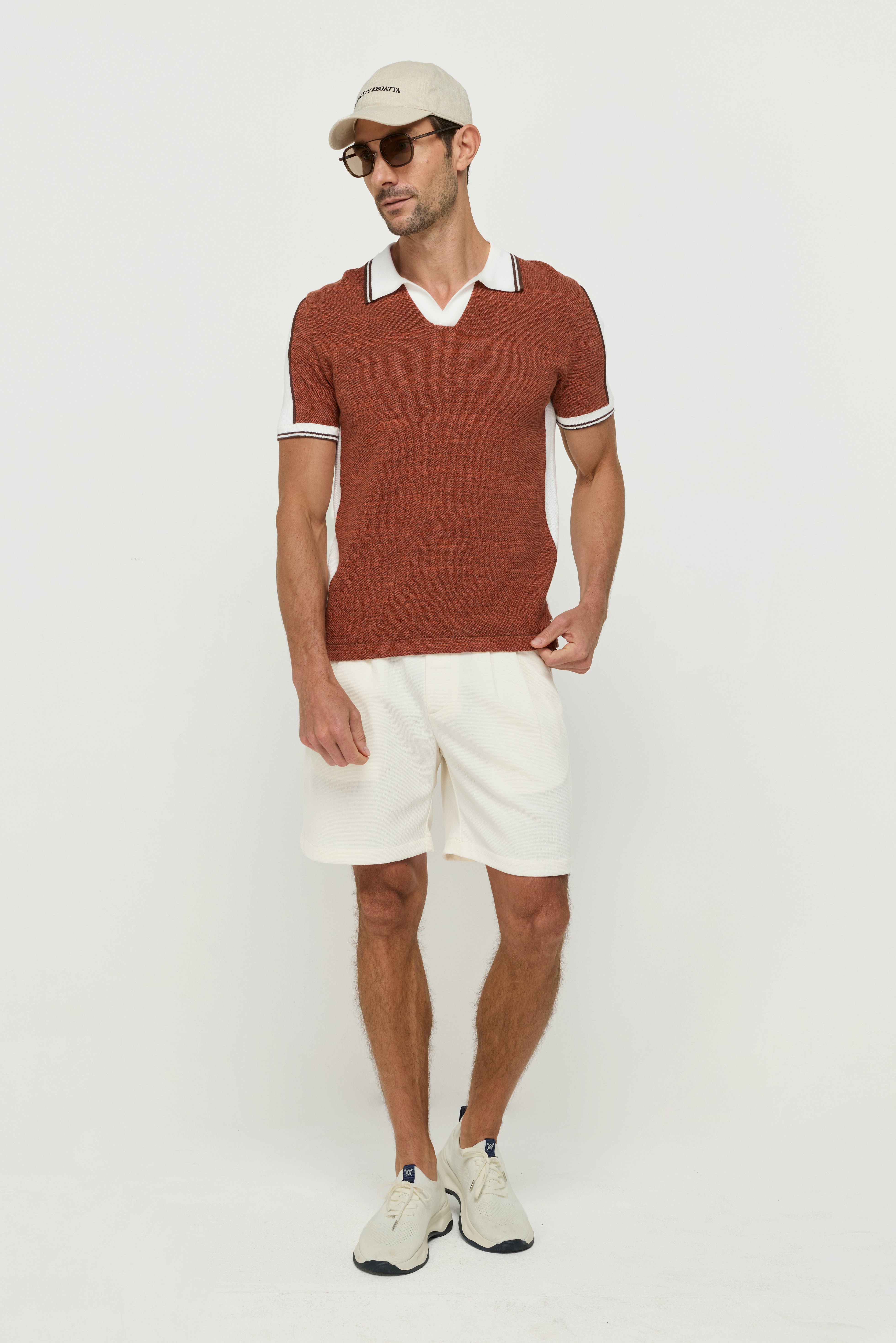 CONTRAST PANEL KNIT POLO T-SHIRT